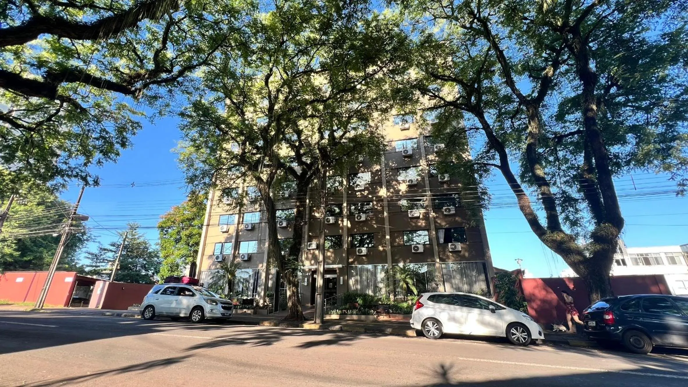 Facade/entrance in SJ Tour - San Juan Foz do Iguaçu