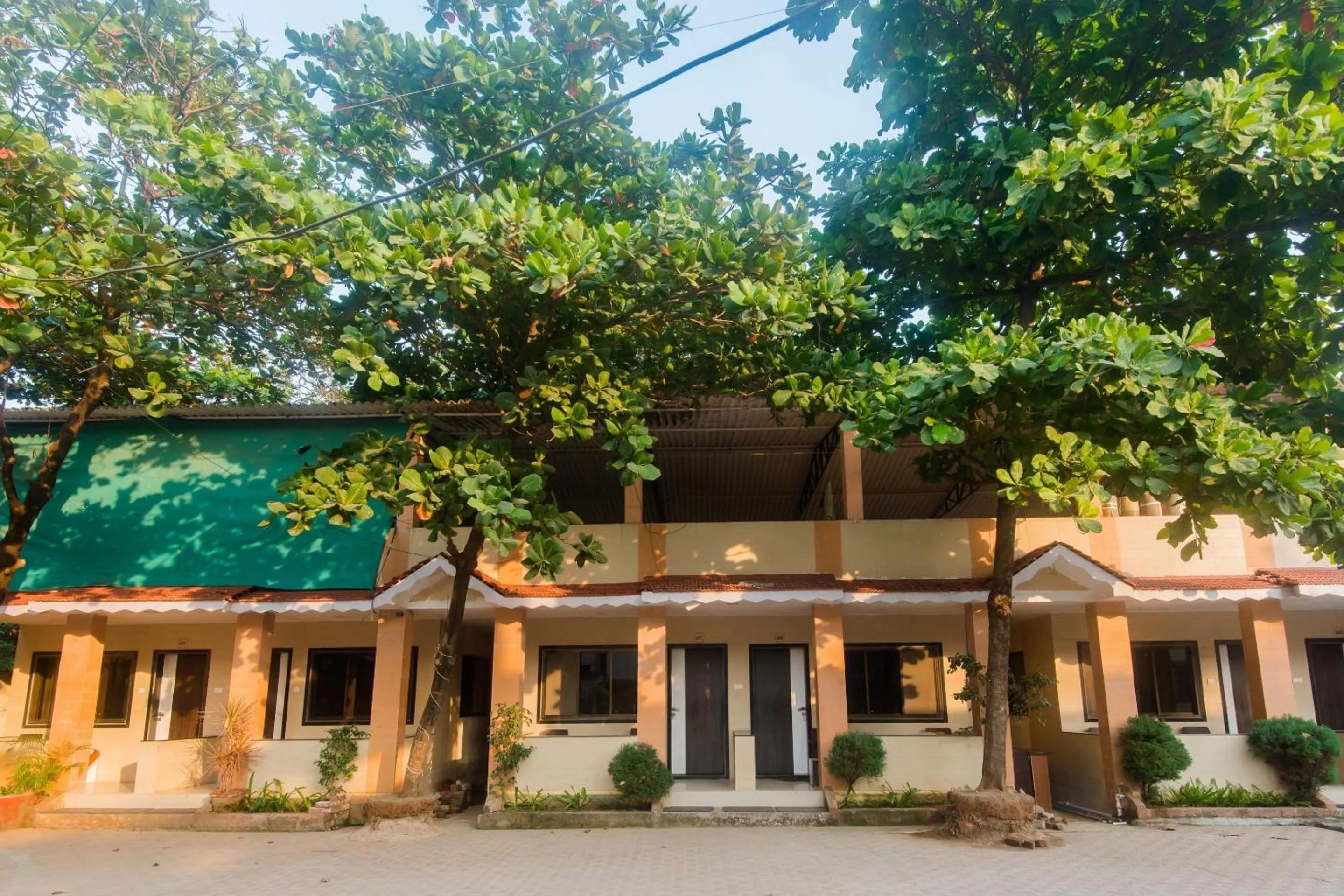 Facade/entrance in Hotel O Manori Resort