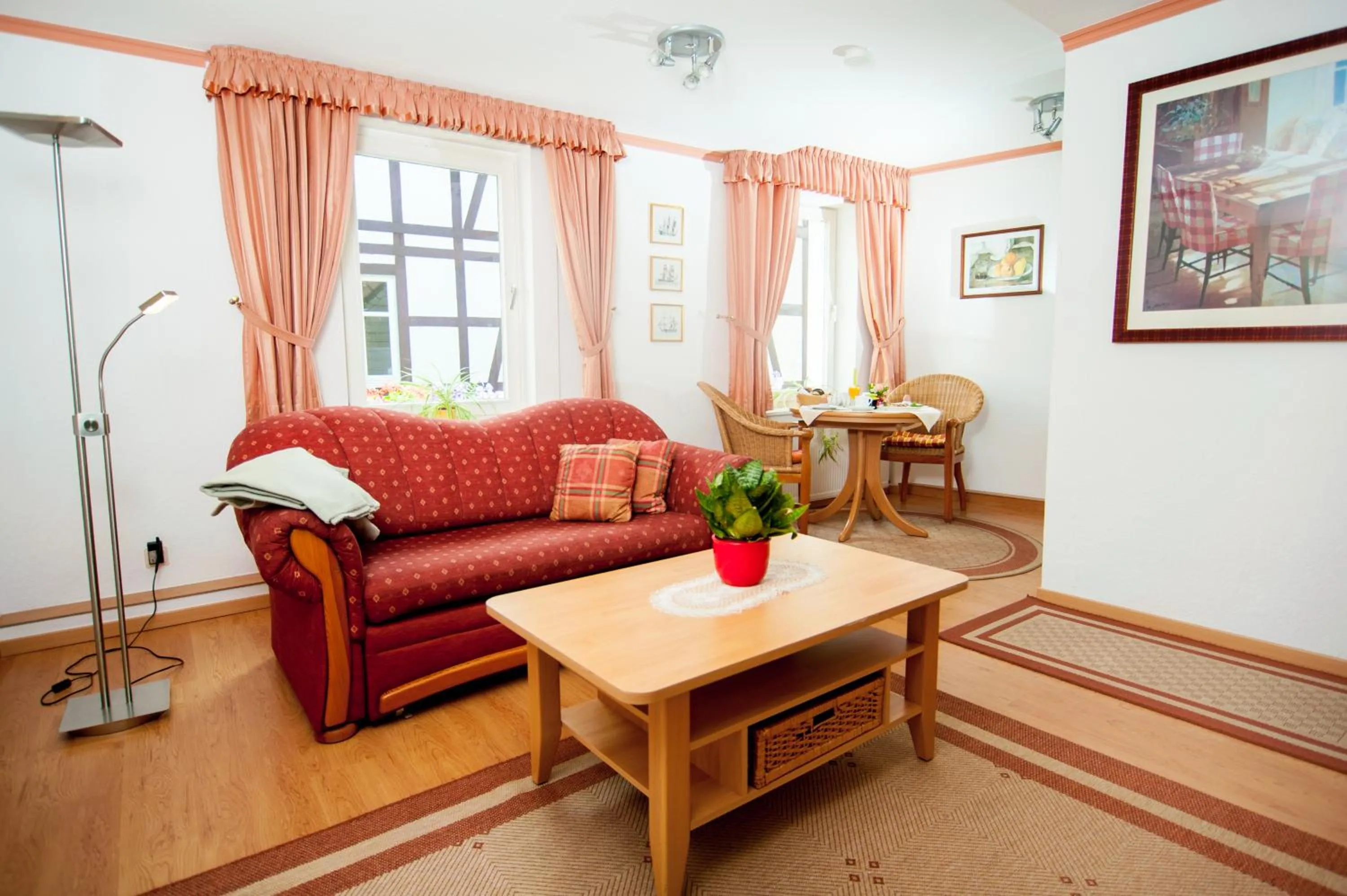 Kitchen or kitchenette in Ferienapartments Schnibbe