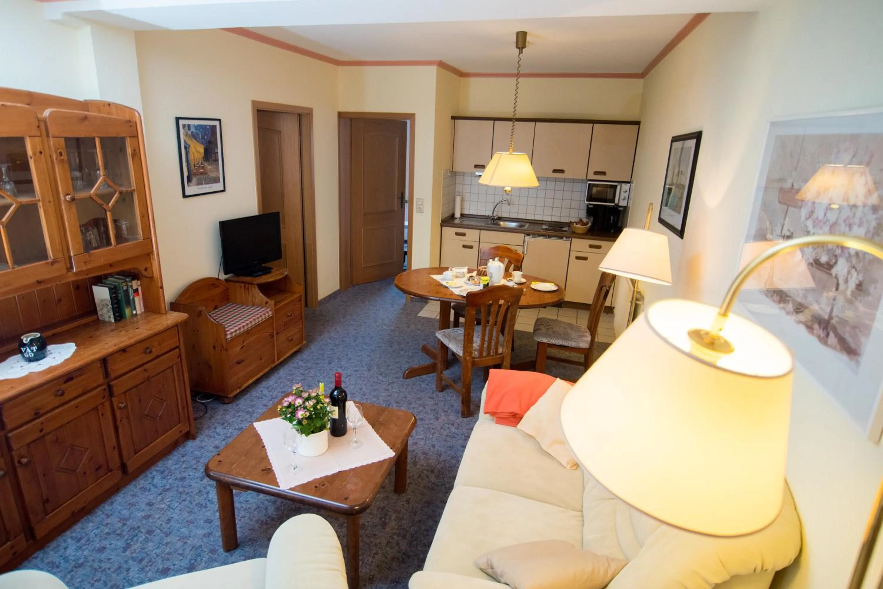 Kitchen or kitchenette in Ferienapartments Schnibbe