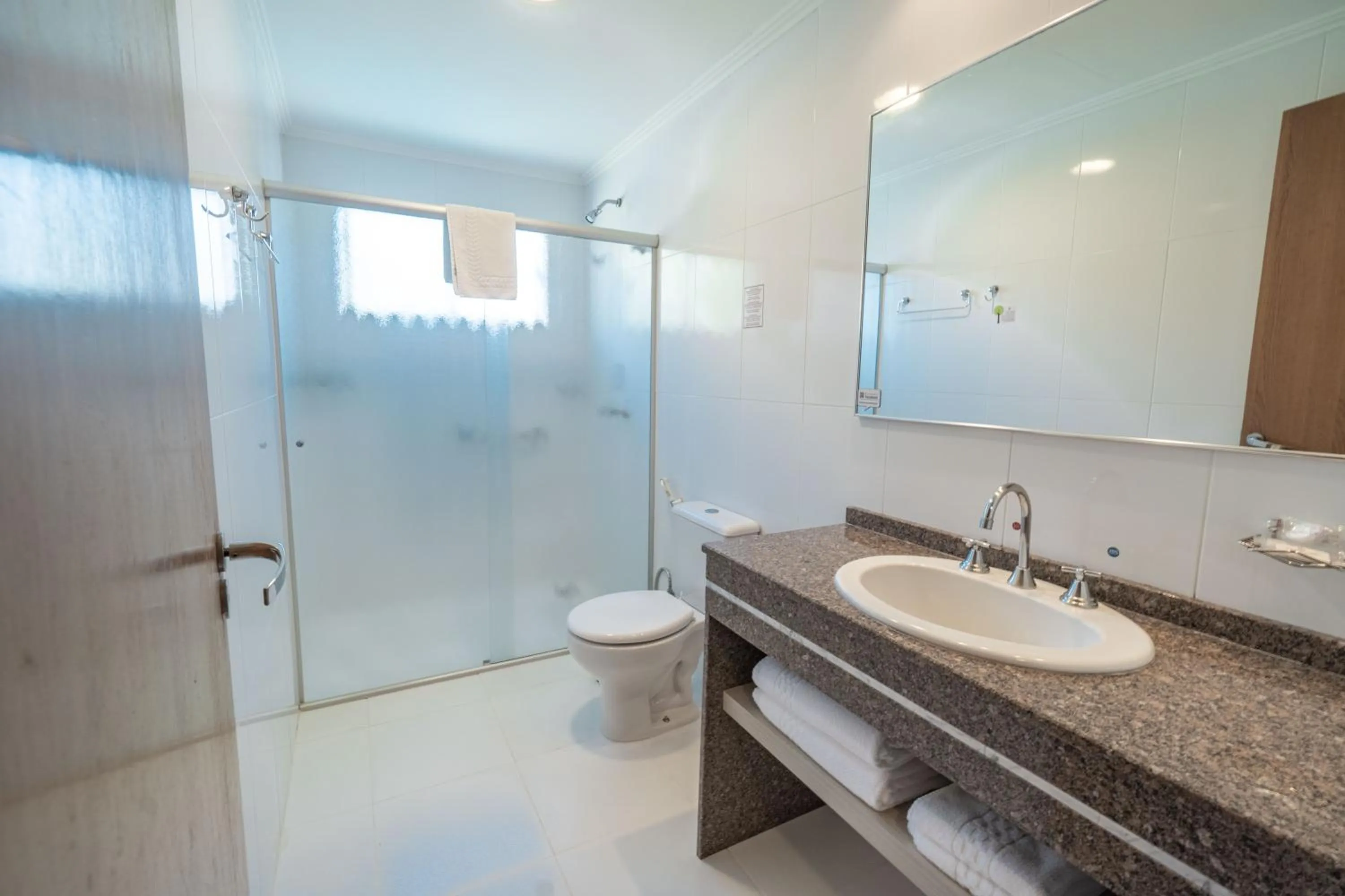 Shower in Complexo Eco Cataratas Resort by SJ