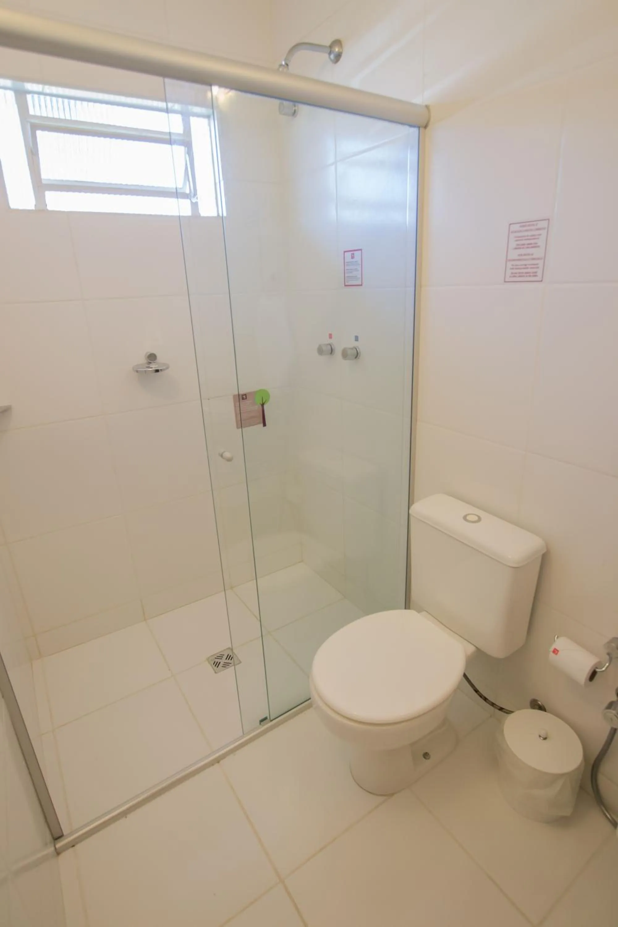 Shower in SJ Jaguariaíva - San Juan Jaguariaíva