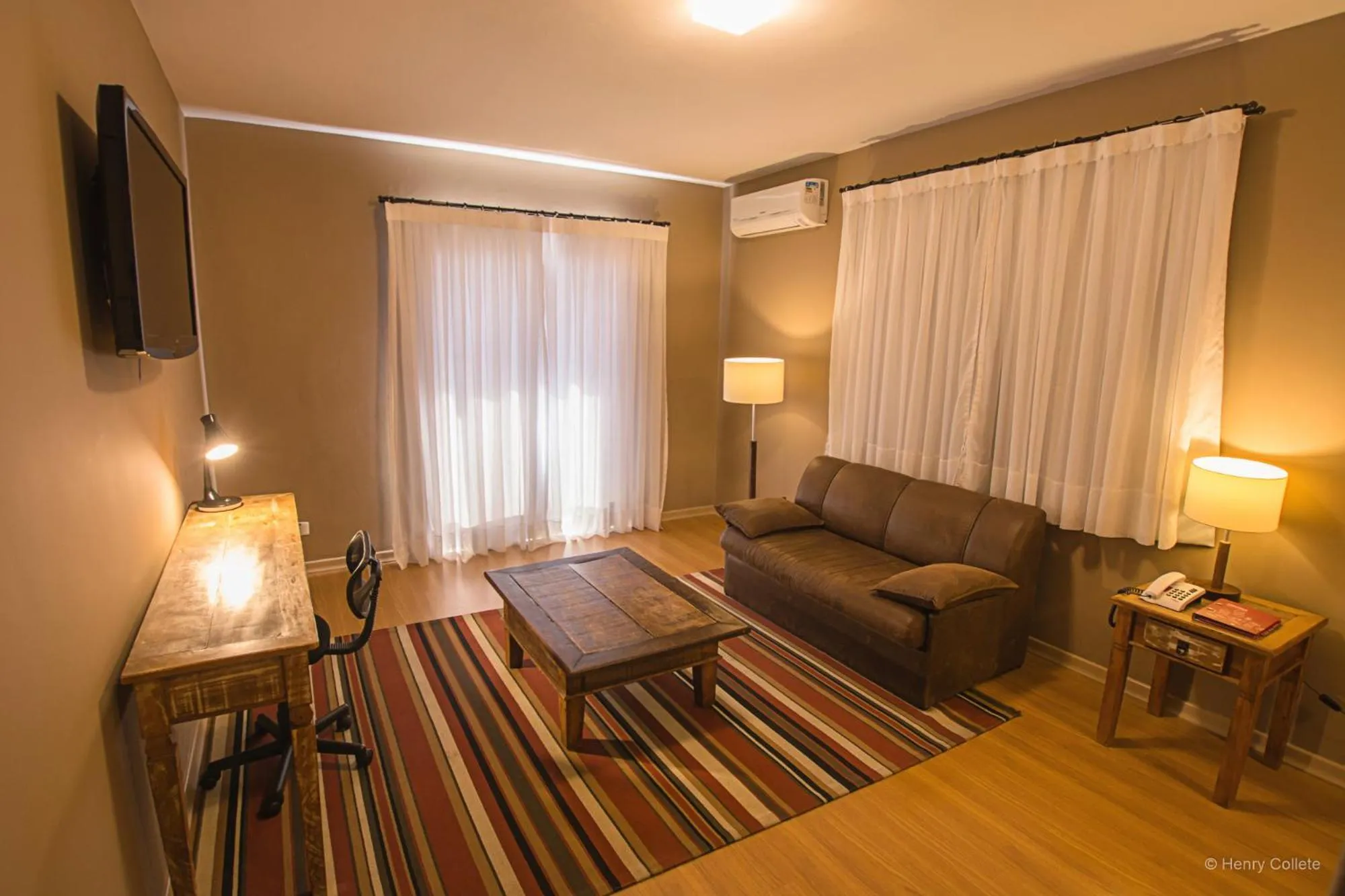 Communal lounge/ TV room in SJ Jaguariaíva - San Juan Jaguariaíva