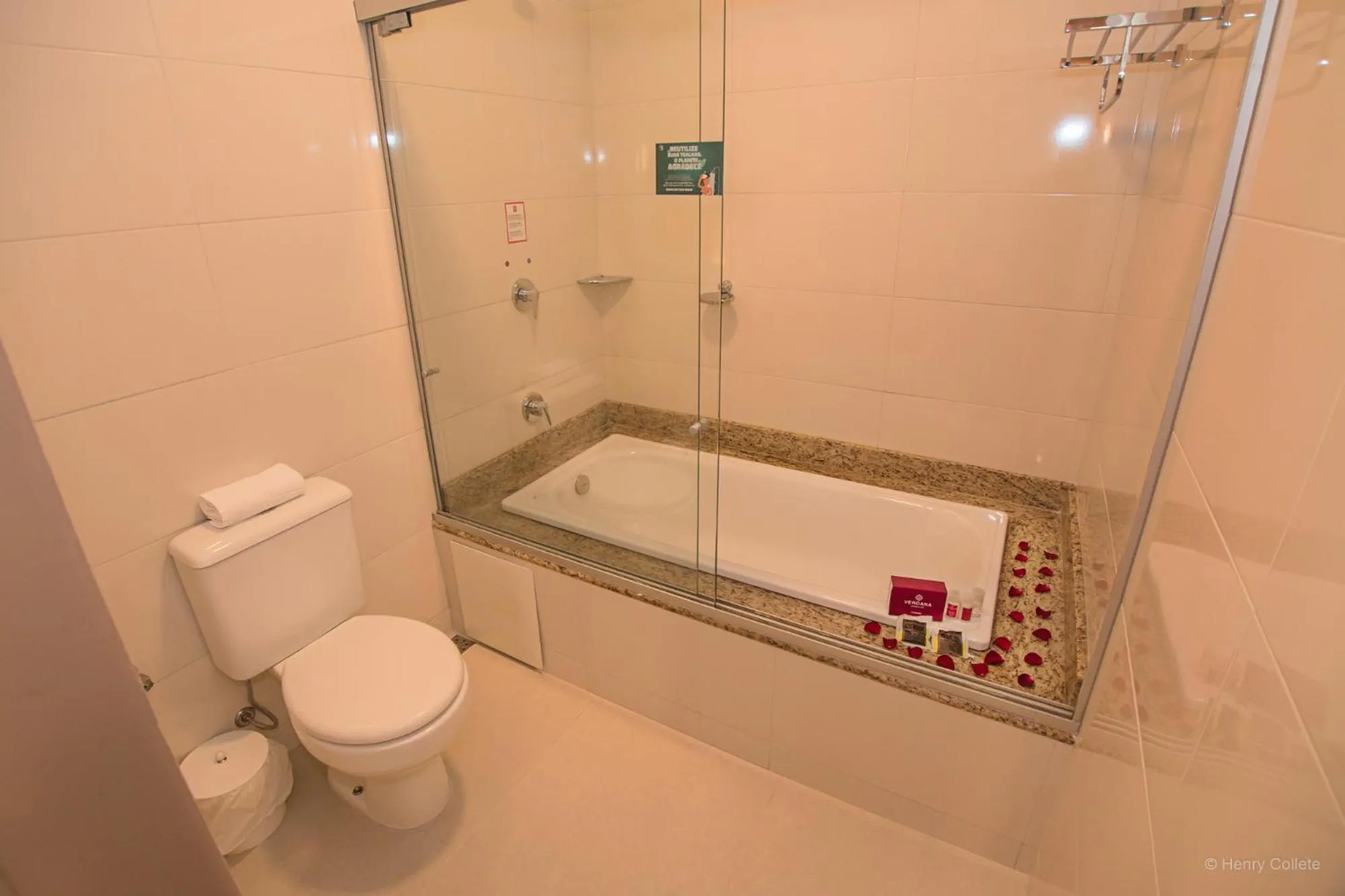 Bathroom in SJ Jaguariaíva - San Juan Jaguariaíva