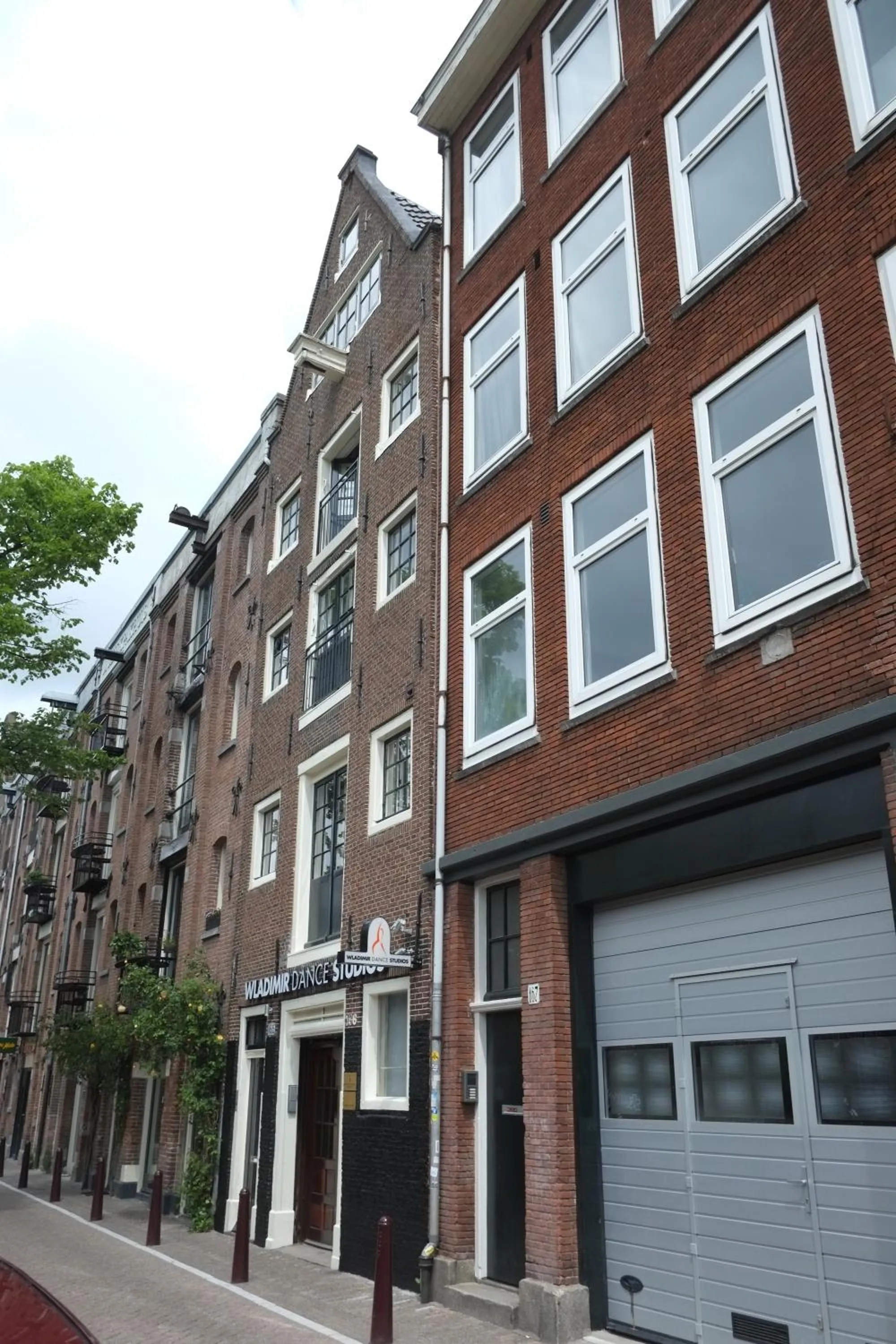 Facade/entrance in B&B Wladimir Studios