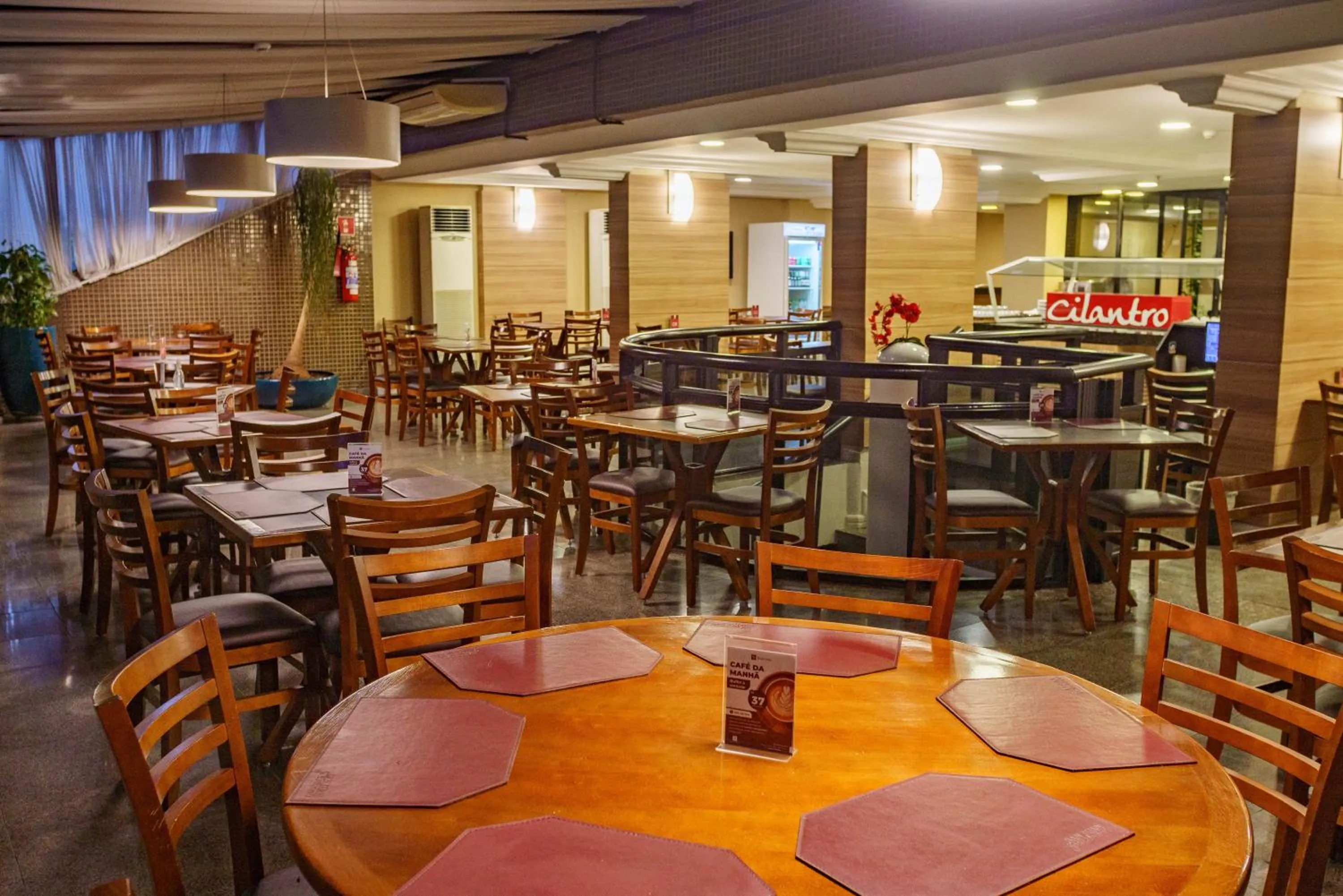 Restaurant/places to eat in SJ Business - San Juan São Paulo