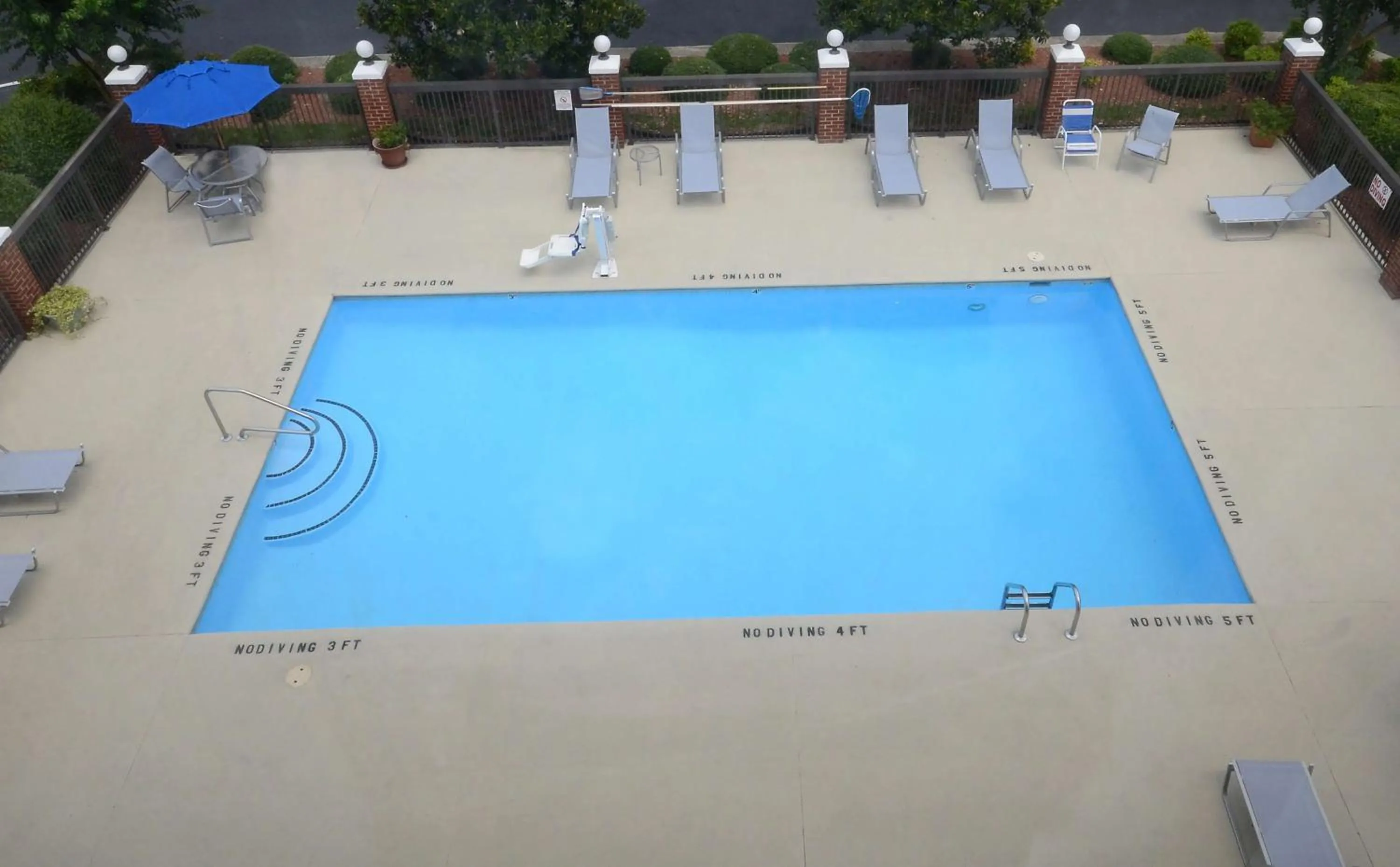 Pool view in Hampton Inn Roxboro