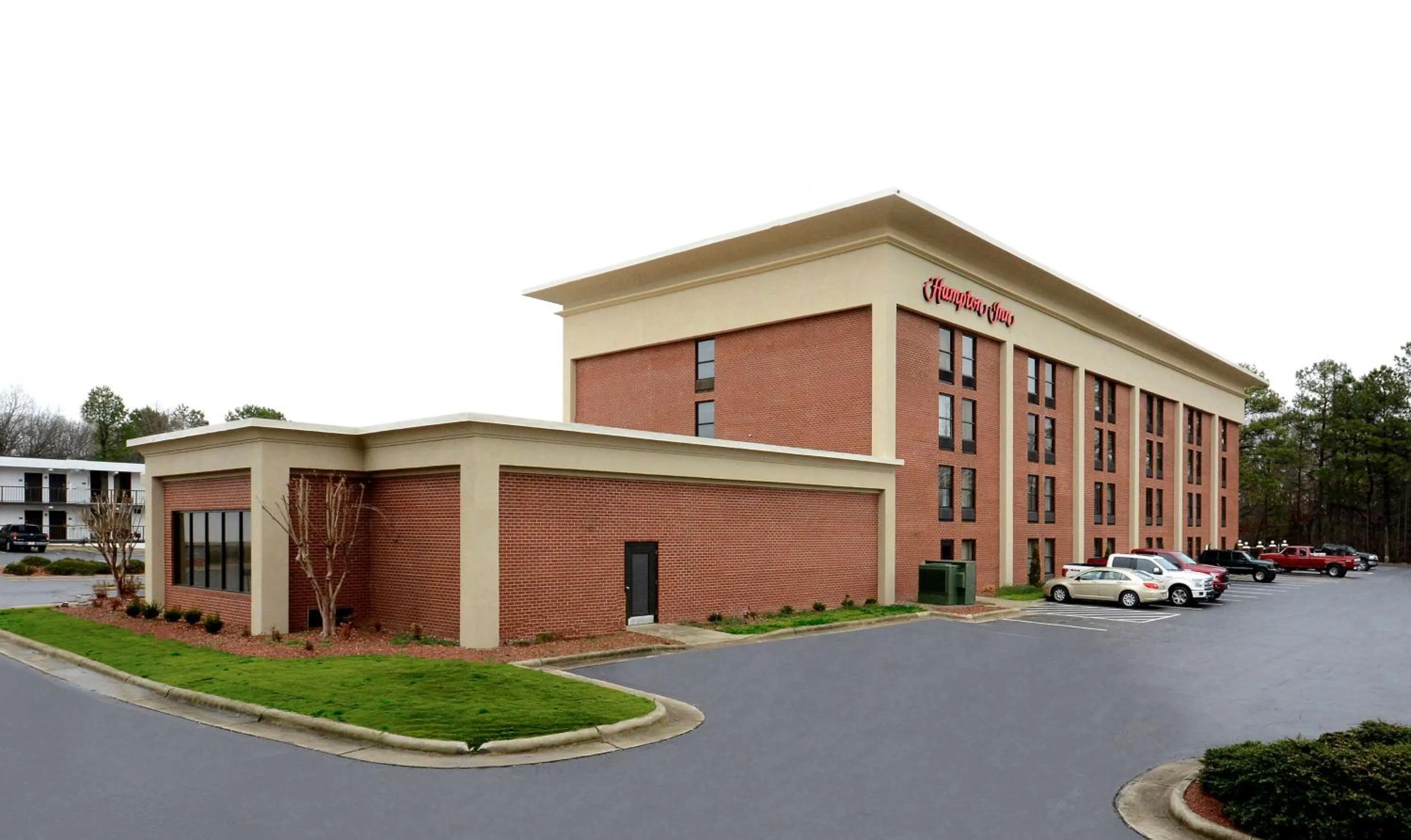 Property building in Hampton Inn Roxboro