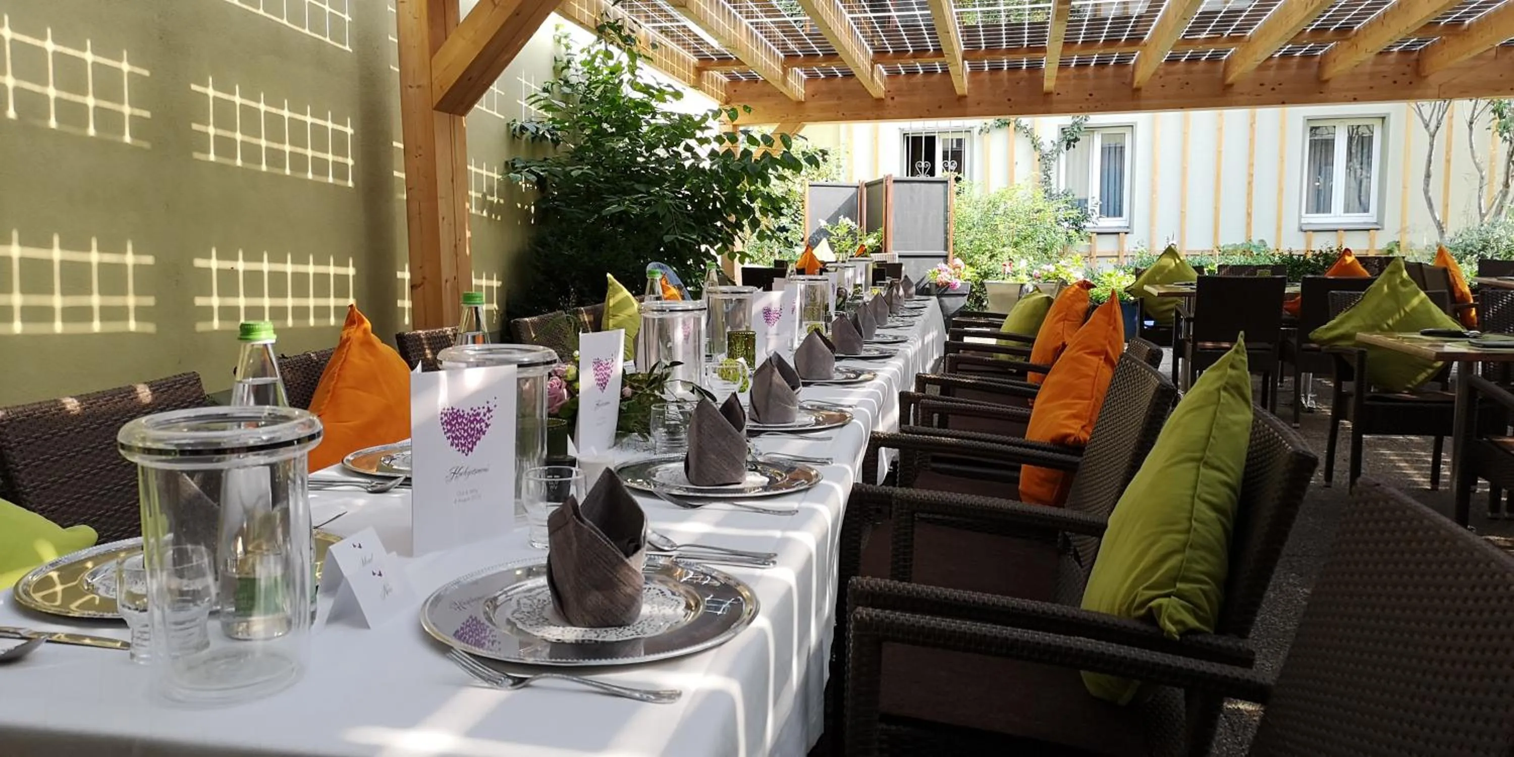 Restaurant/places to eat in Boutique Hotel & Bio Wirtshaus Schwarzer Bock