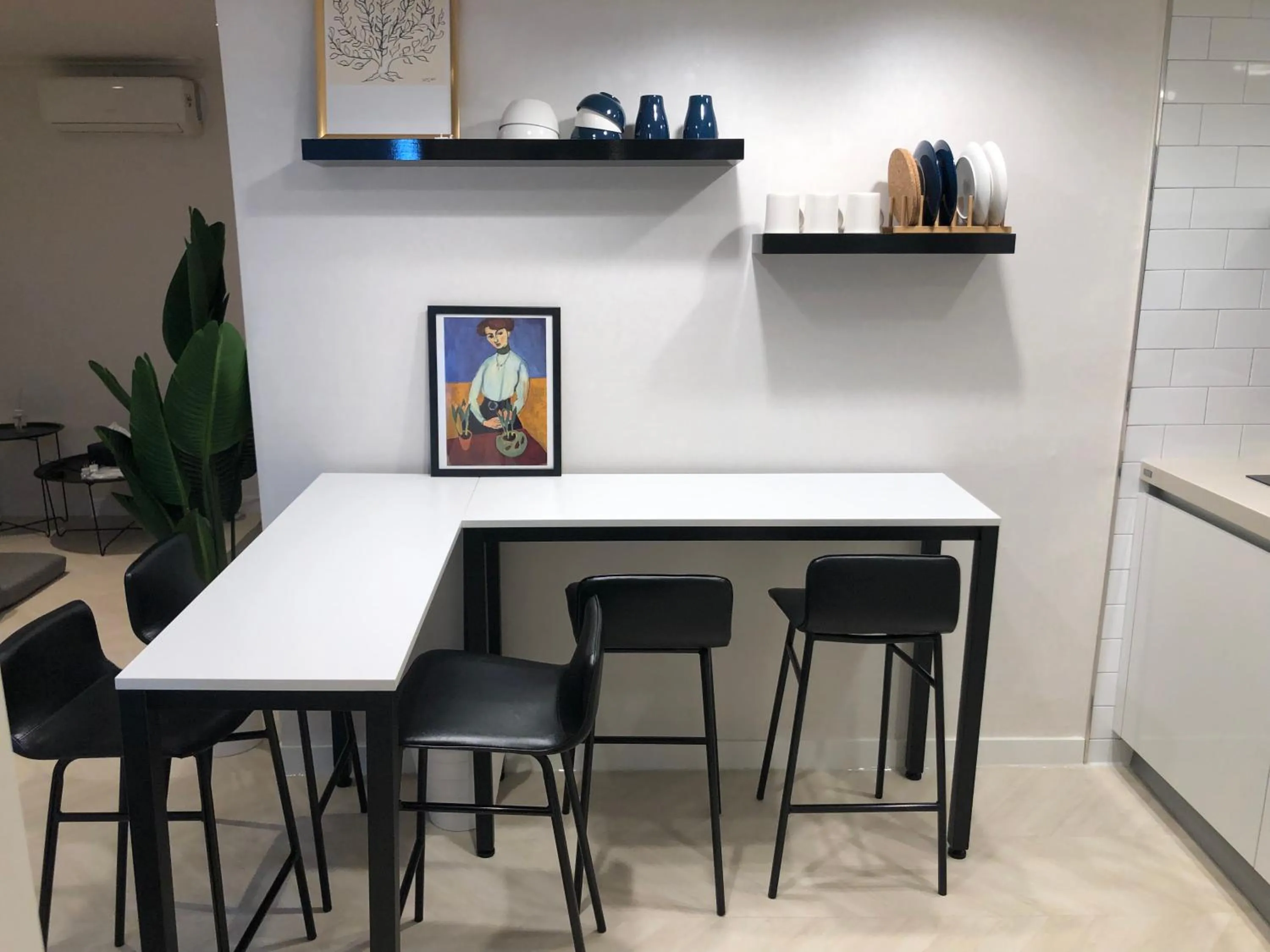 Dining area in Daon House