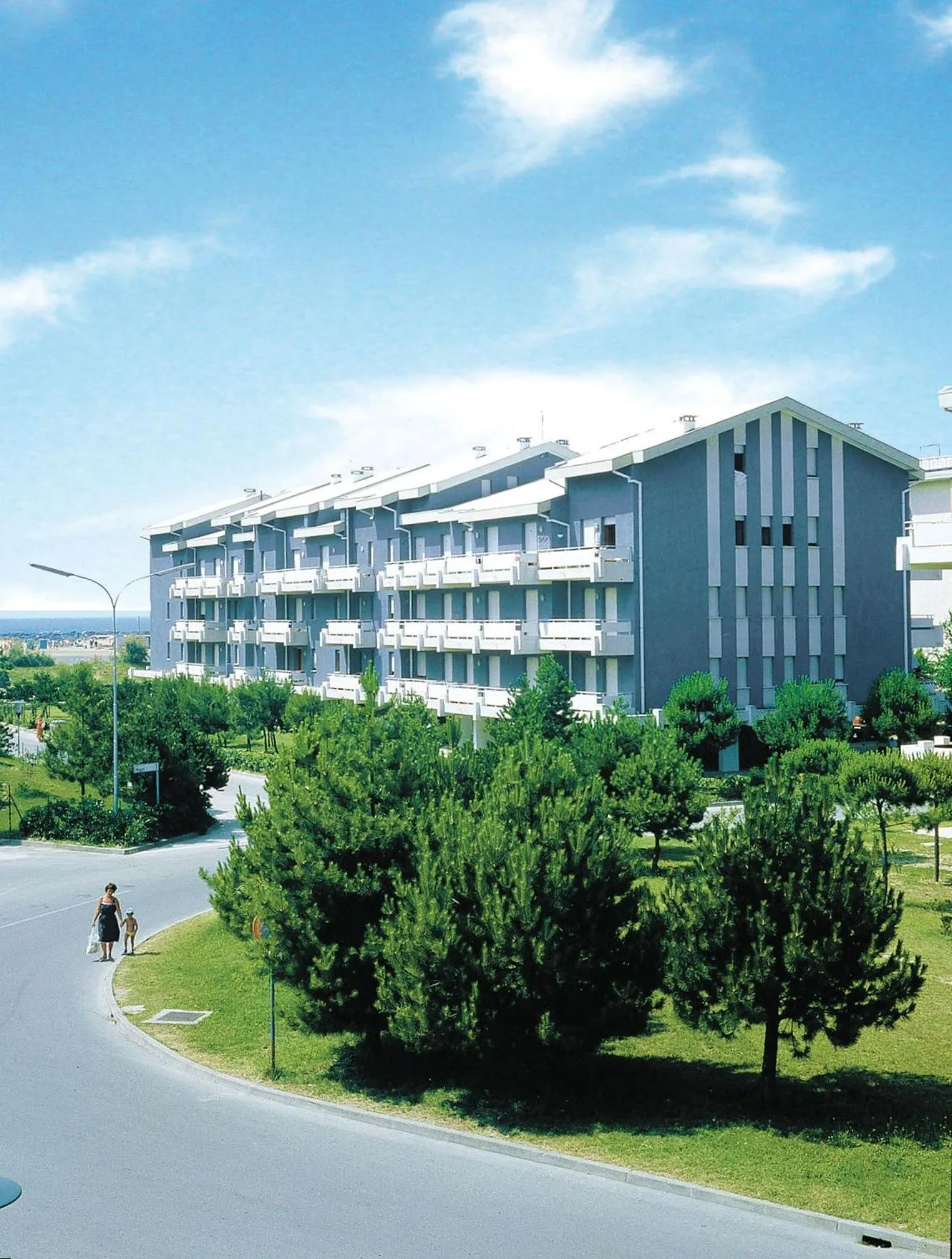 Property building in Appartamenti Marina Grande