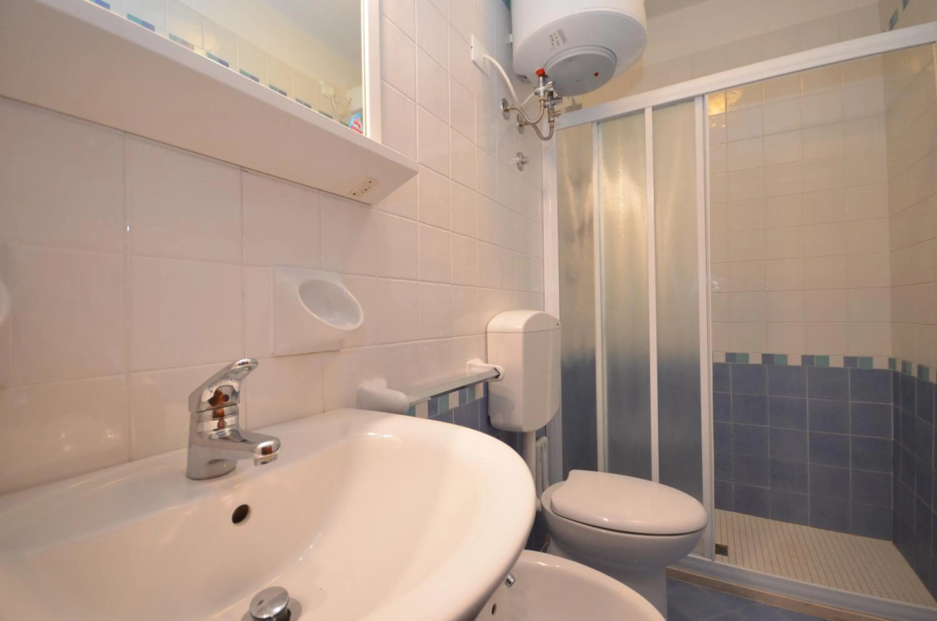 Shower in Appartamenti Marina Grande