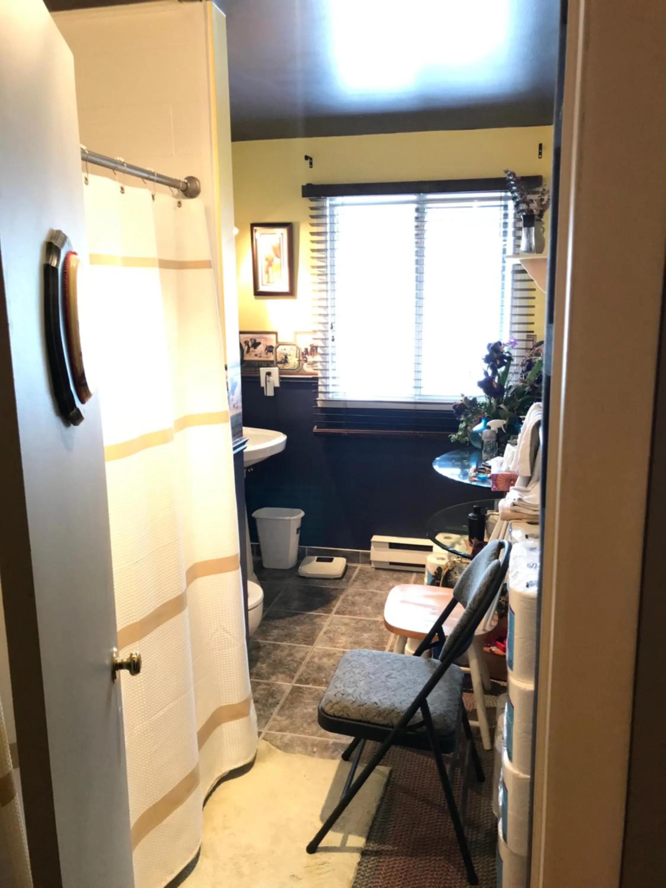 Repos & Manna Downtown Montréal