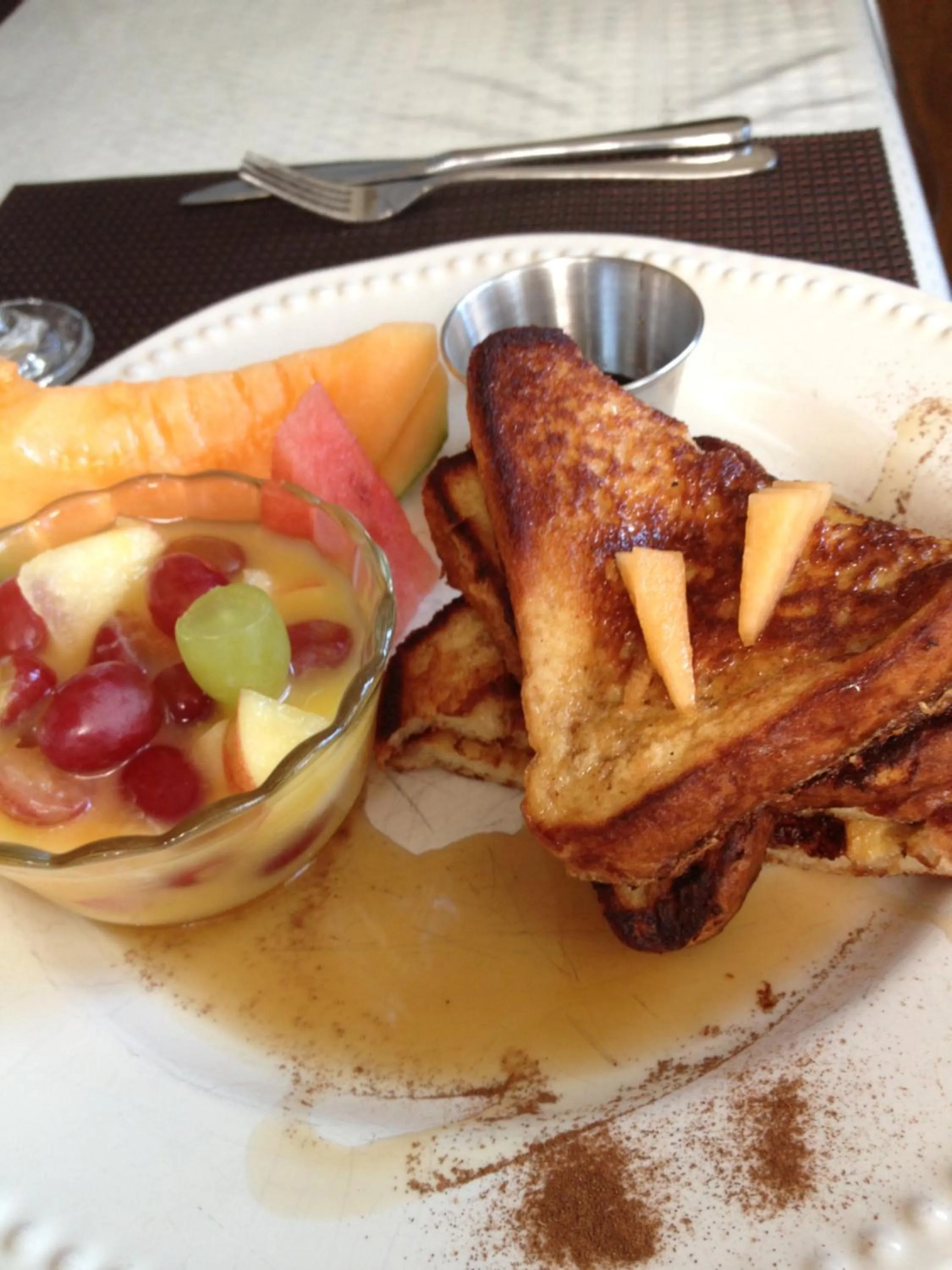 Breakfast in Repos & Manna Downtown Montréal