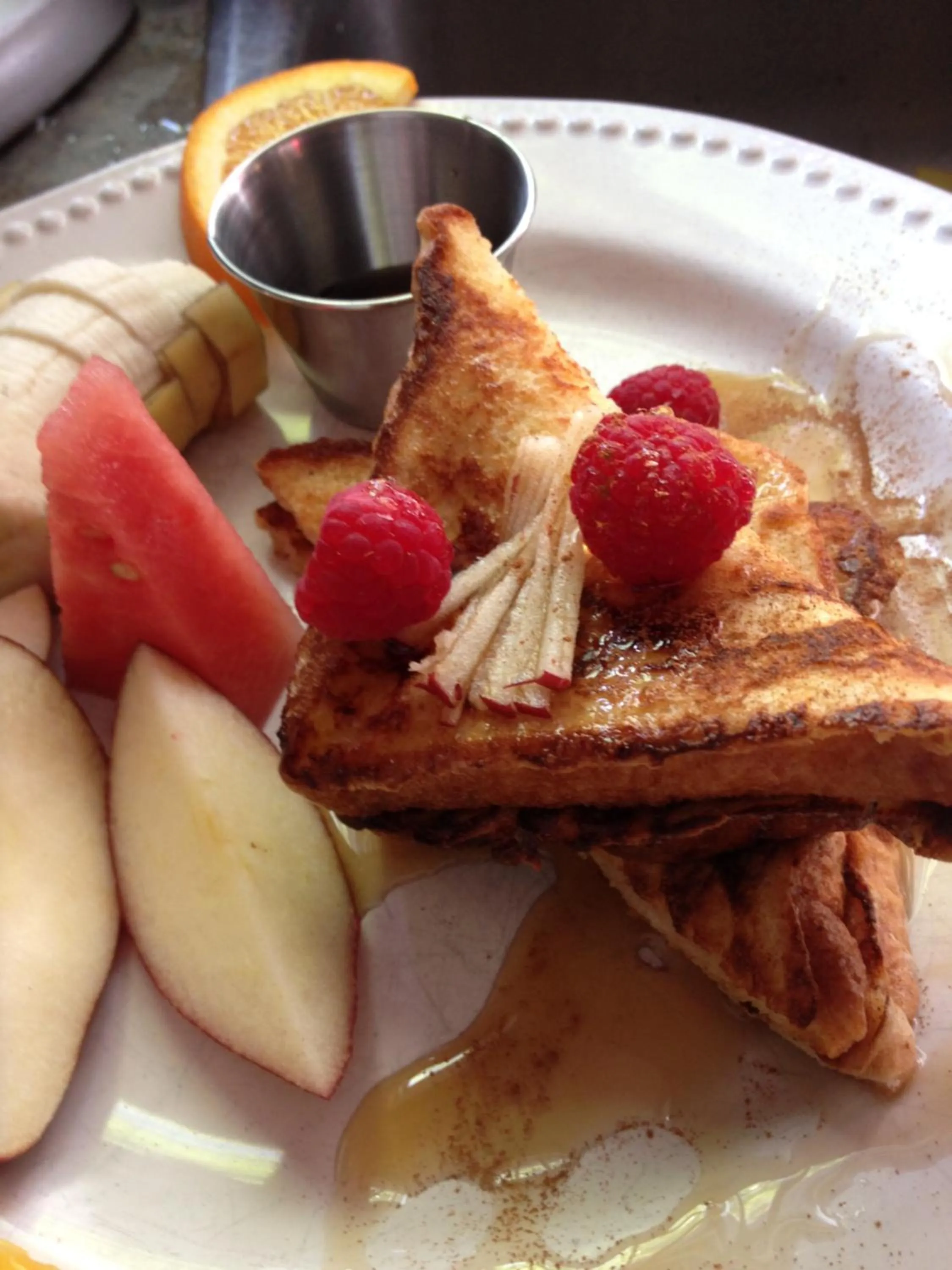 Breakfast in Repos & Manna Downtown Montréal