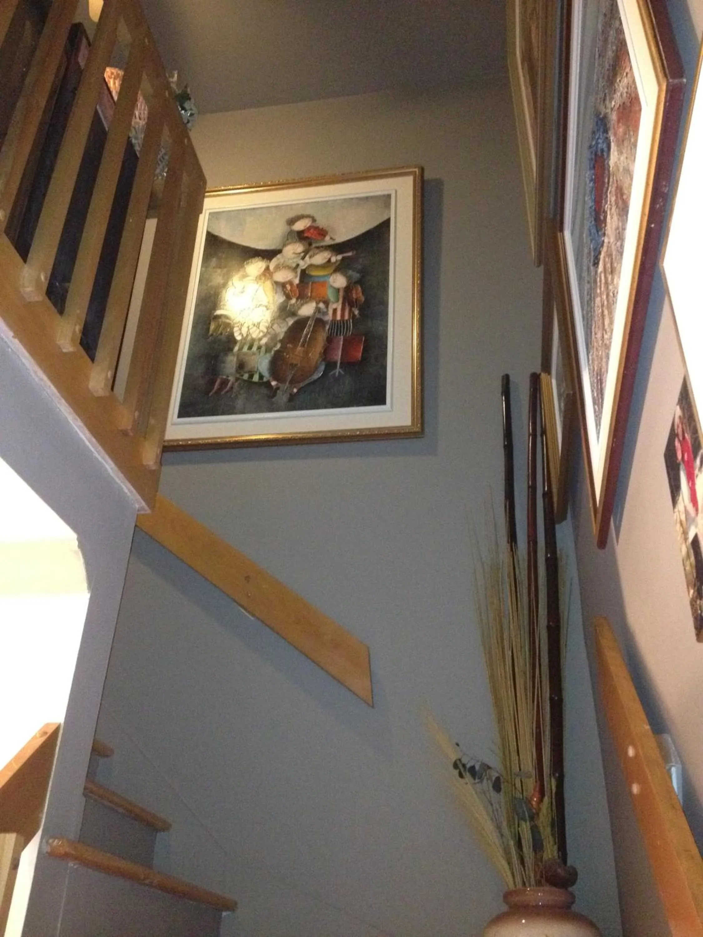 Decorative detail in Repos & Manna Downtown Montréal