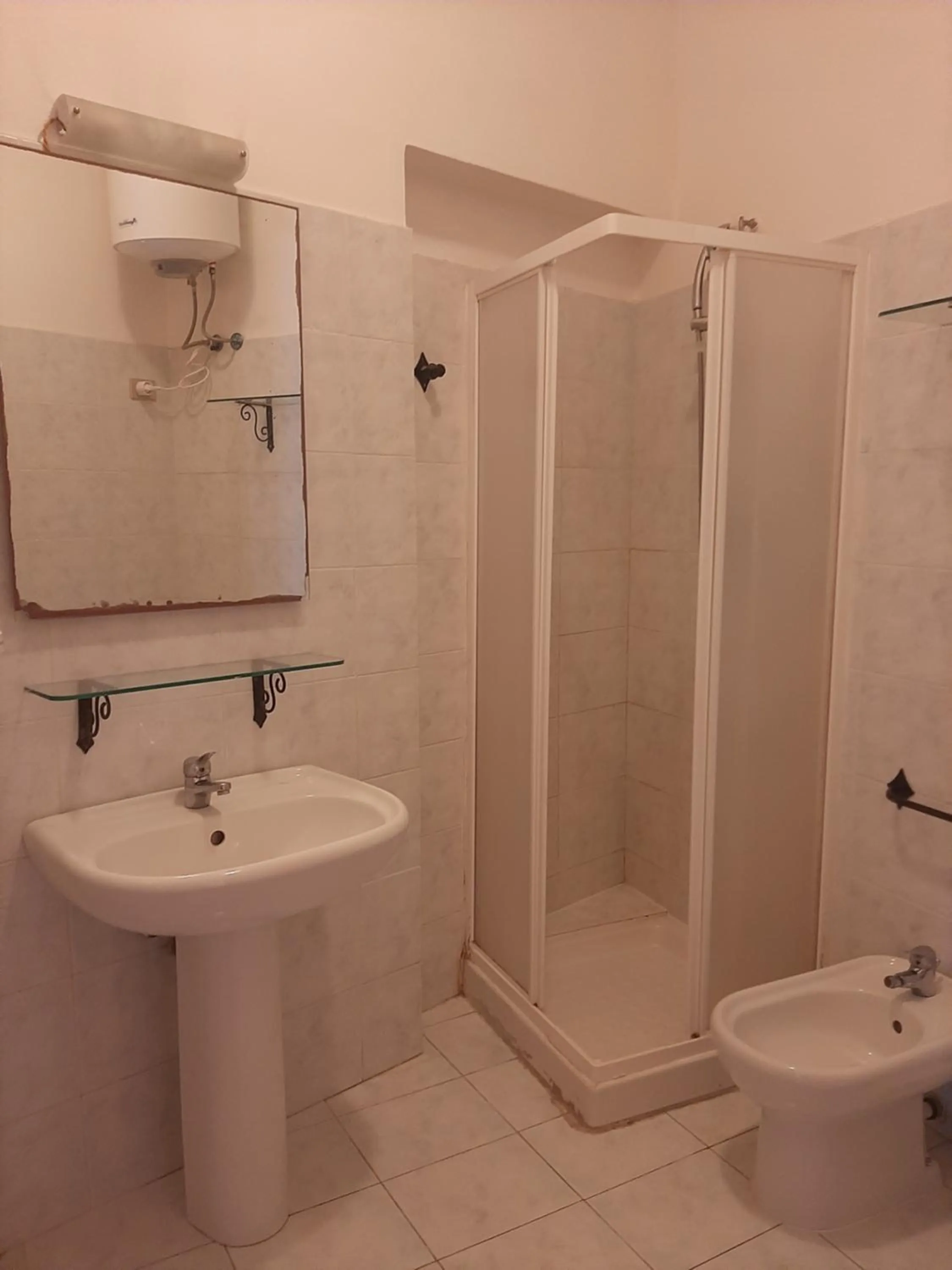 Bathroom in Life Hotels Residence dei Baroni