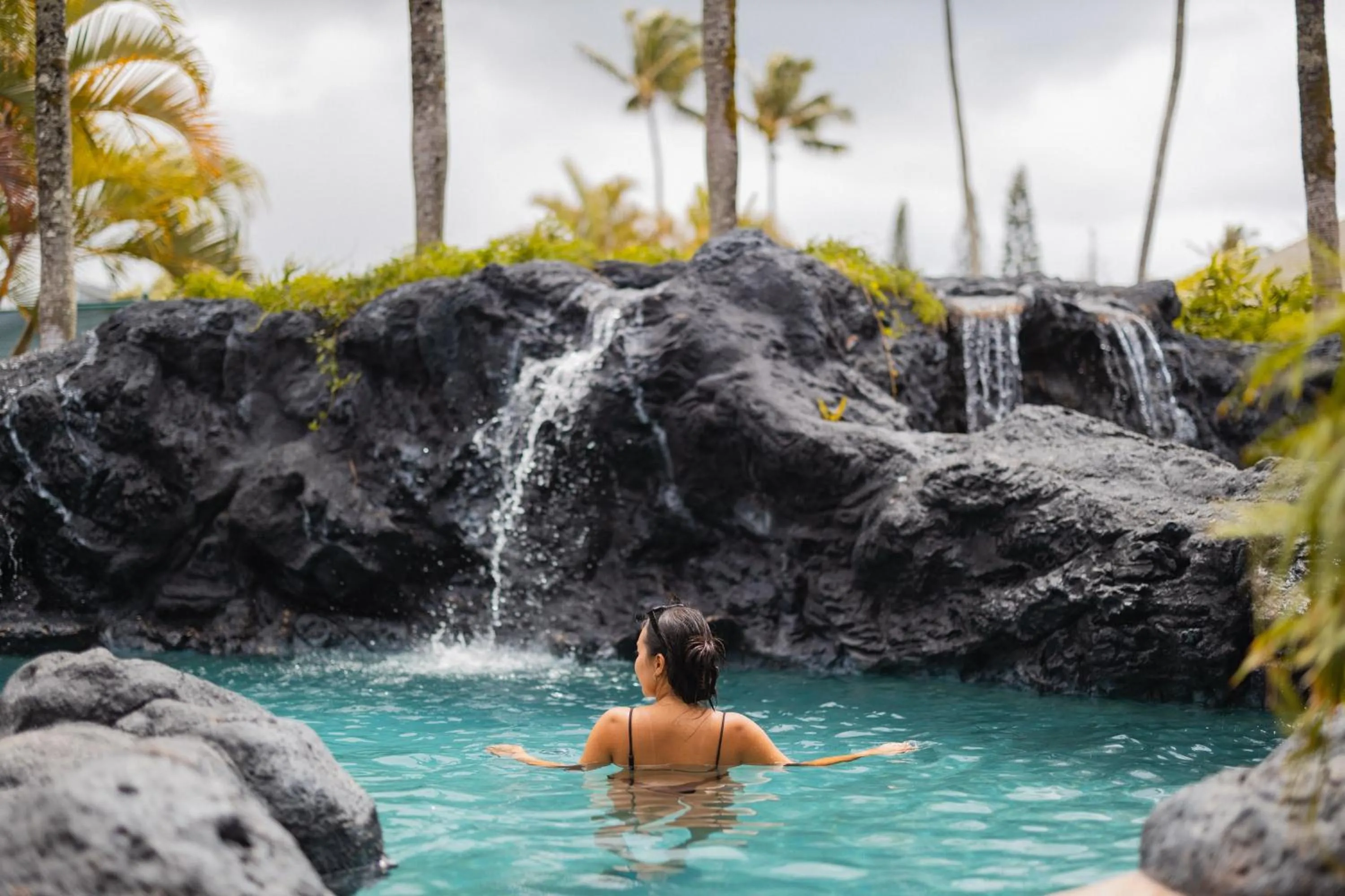 Swimming pool in The Cliffs at Princeville