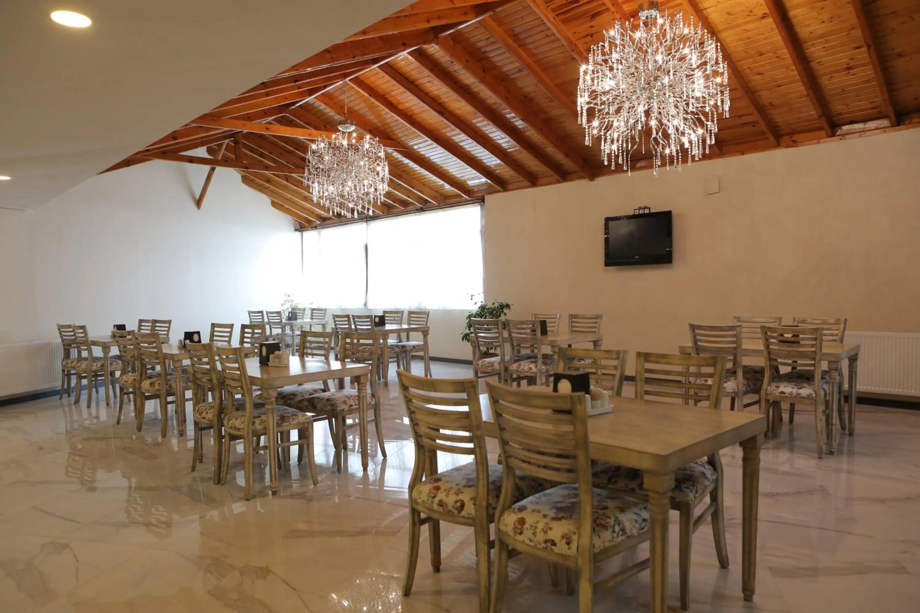 Restaurant/places to eat in KORKMAZ OTEL