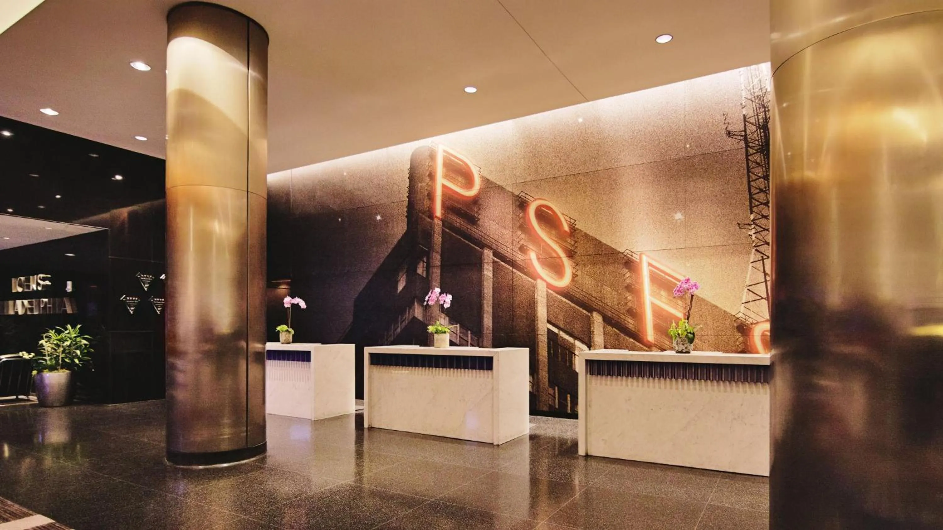 Lobby or reception in Loews Philadelphia Hotel