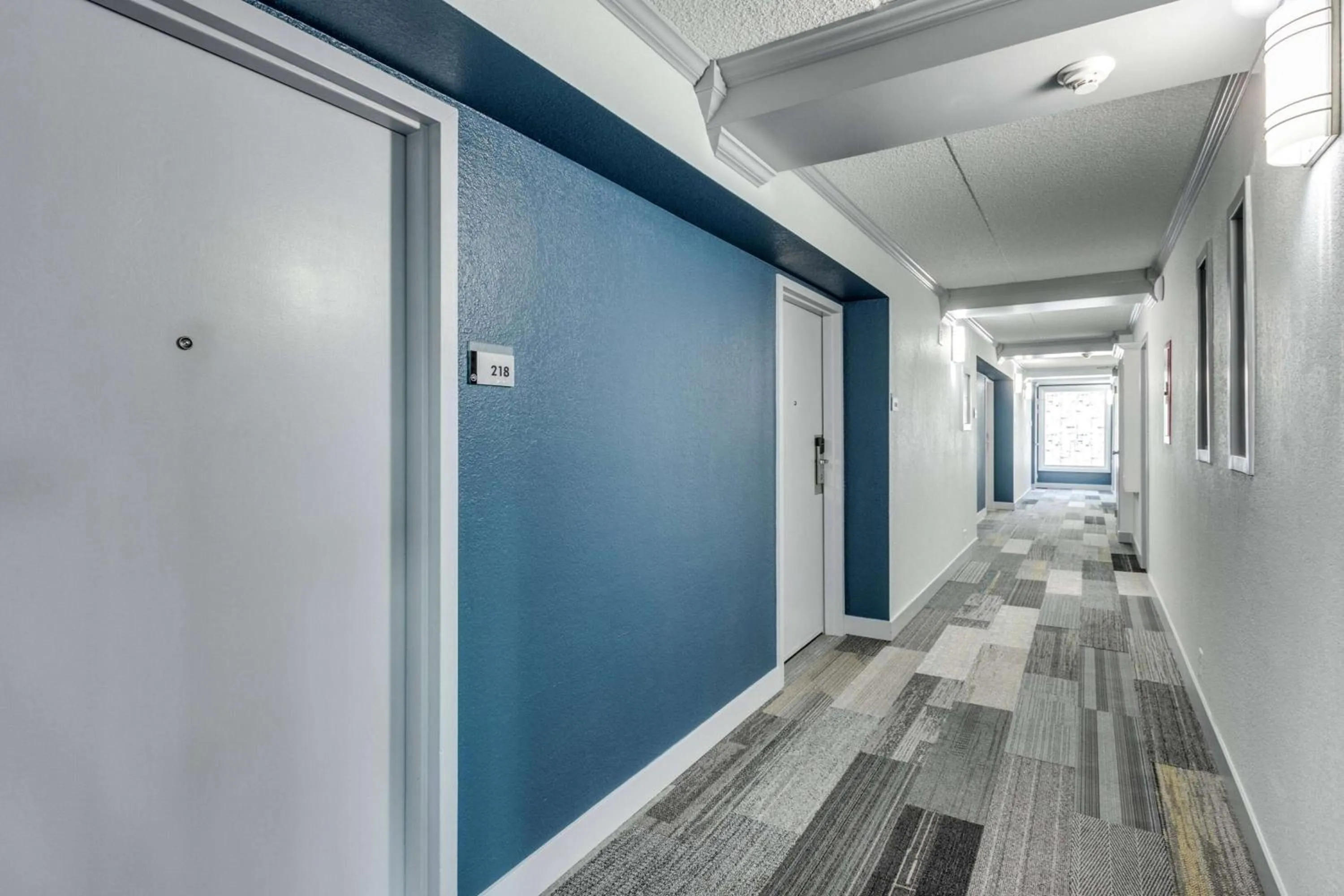 Lobby or reception in Days Inn & Suites by Wyndham Spokane