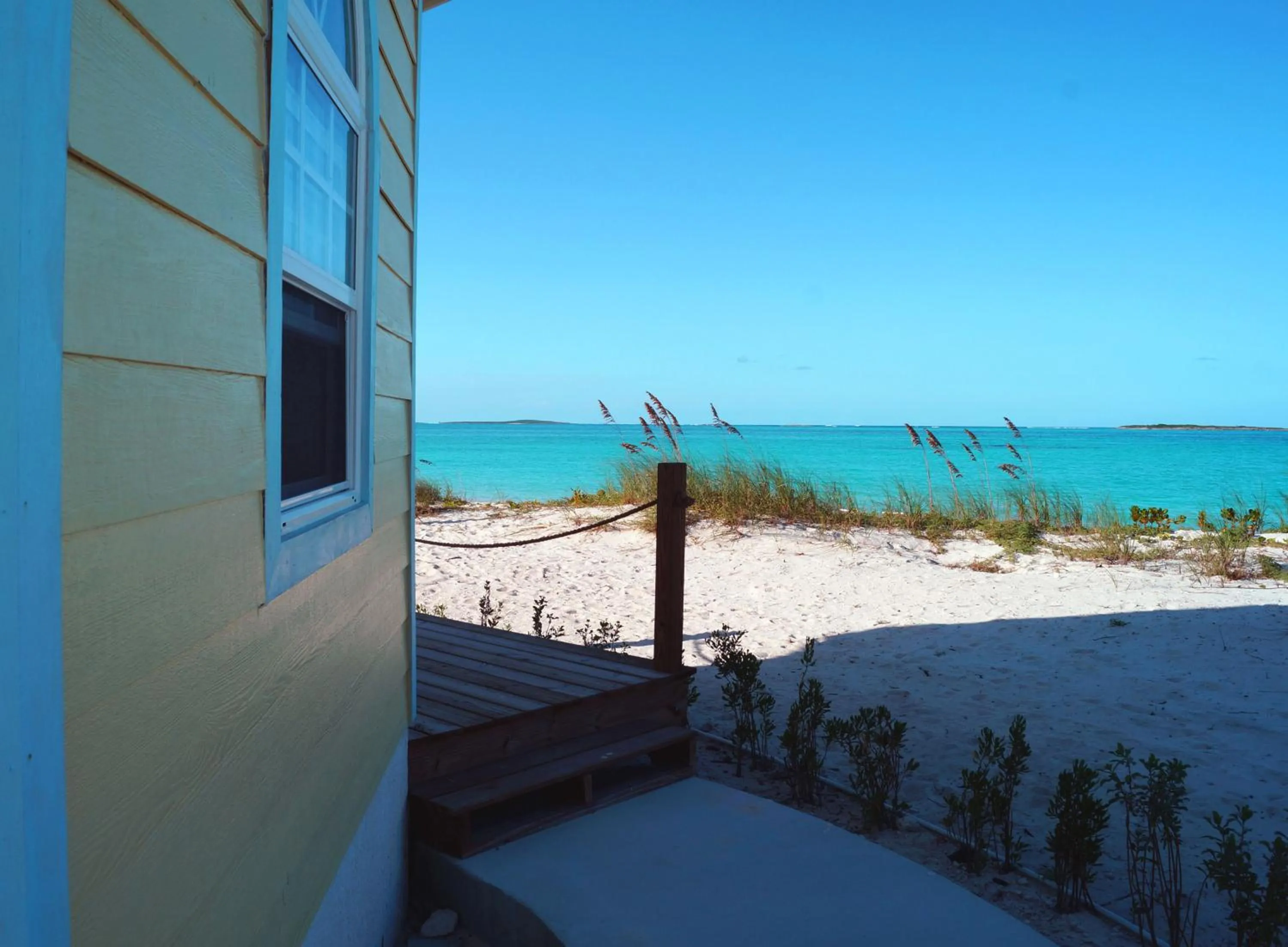 Facade/entrance in Paradise Bay Bahamas