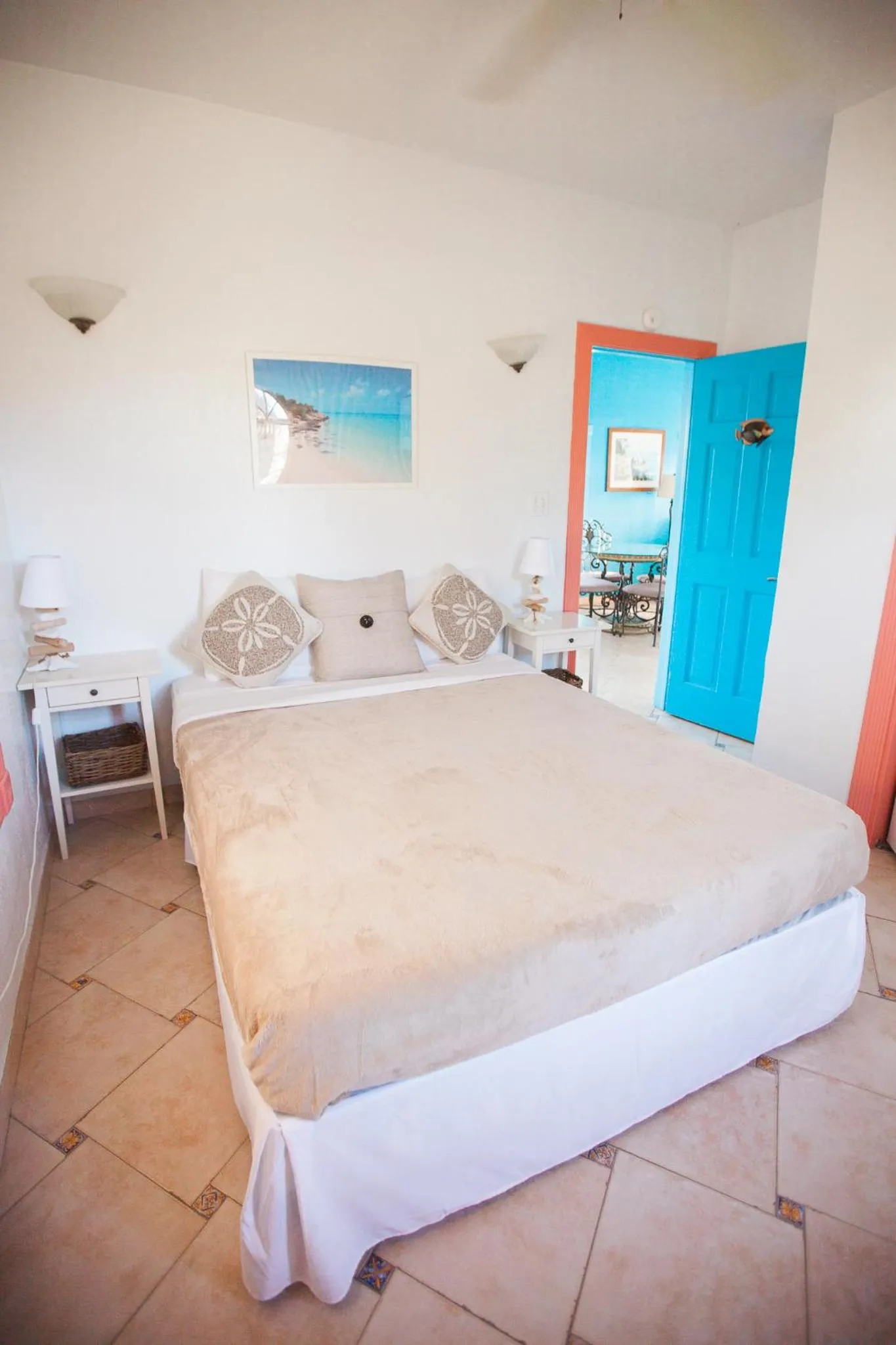 Bedroom, Bed in Paradise Bay Bahamas