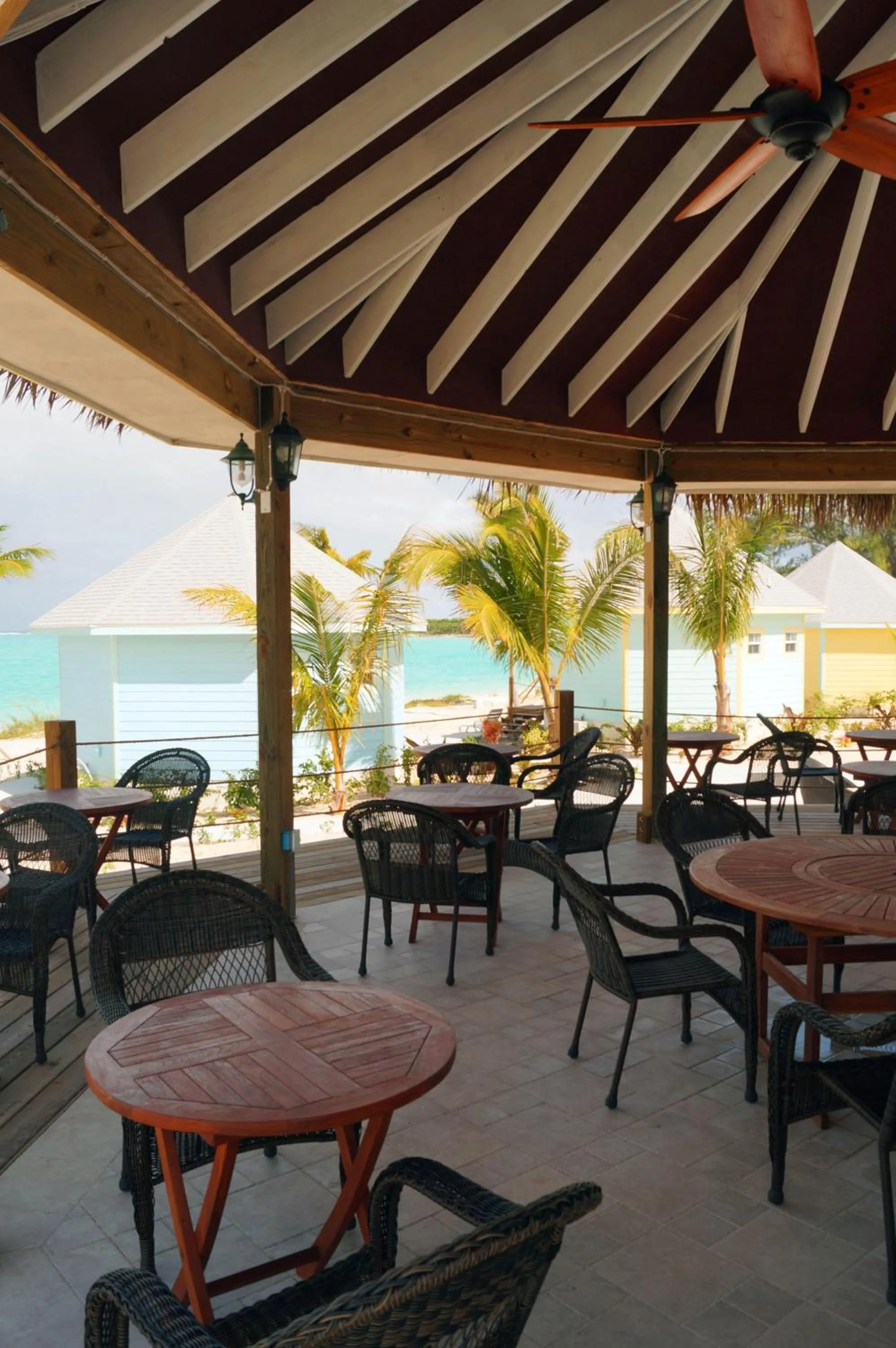 Restaurant/places to eat in Paradise Bay Bahamas