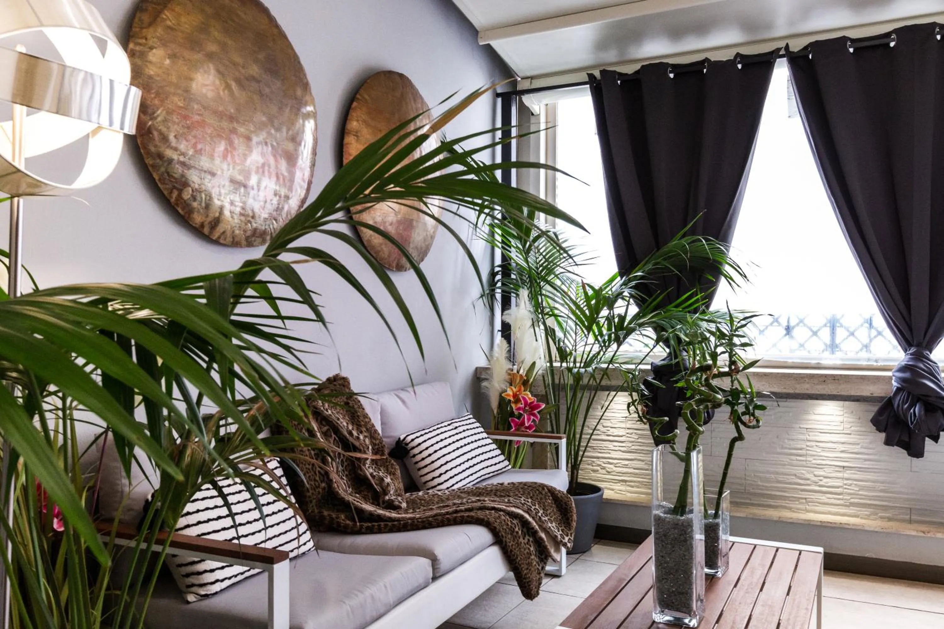 Living room in Daphne Suites