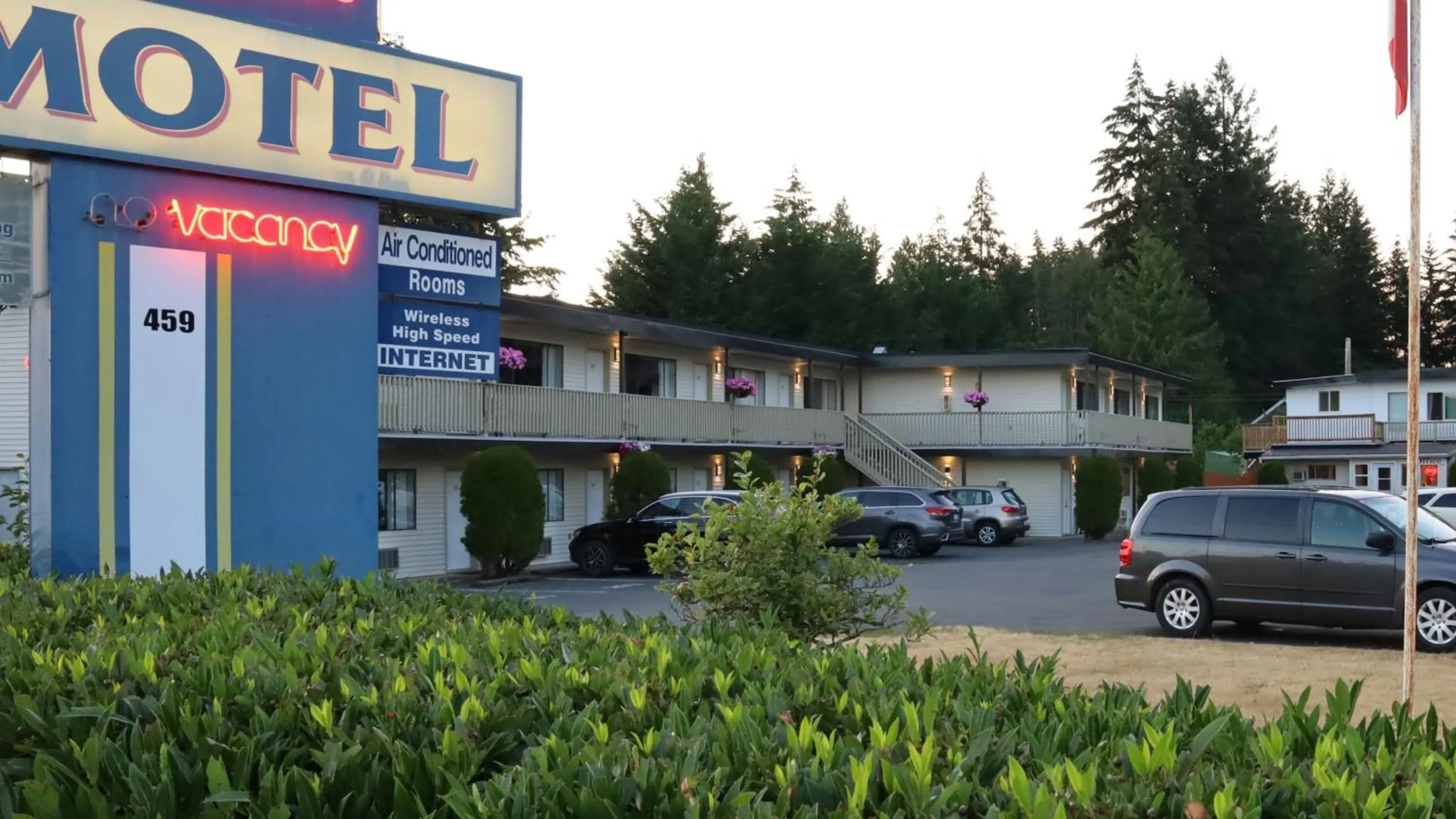 Skylite Motel