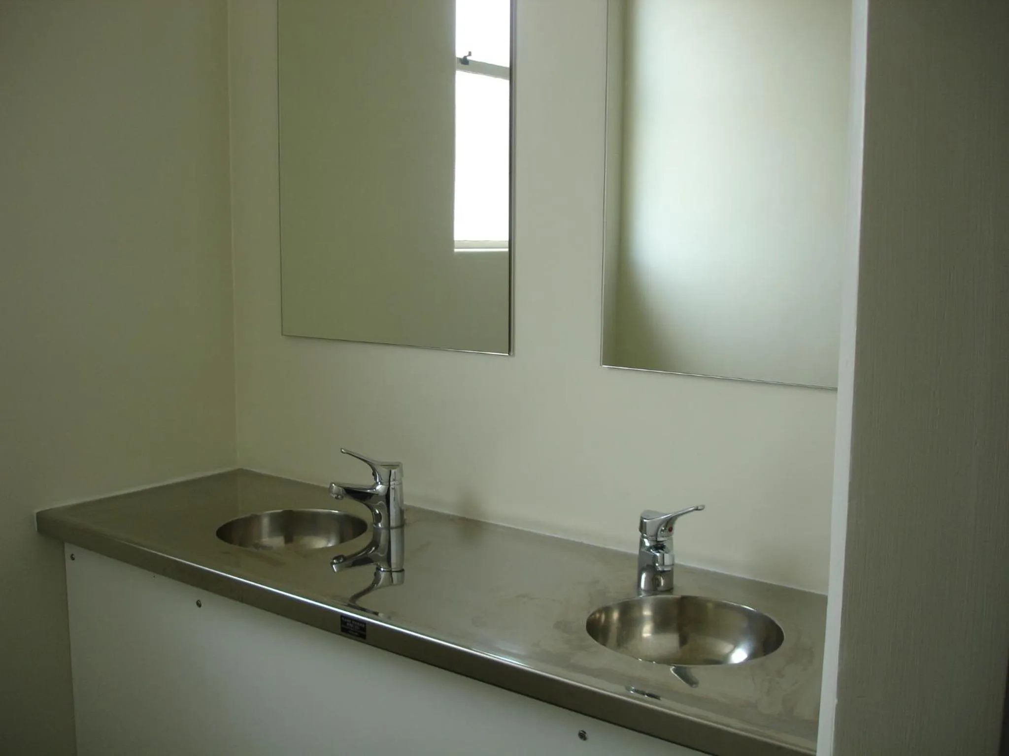 Horse and Jockey Inn