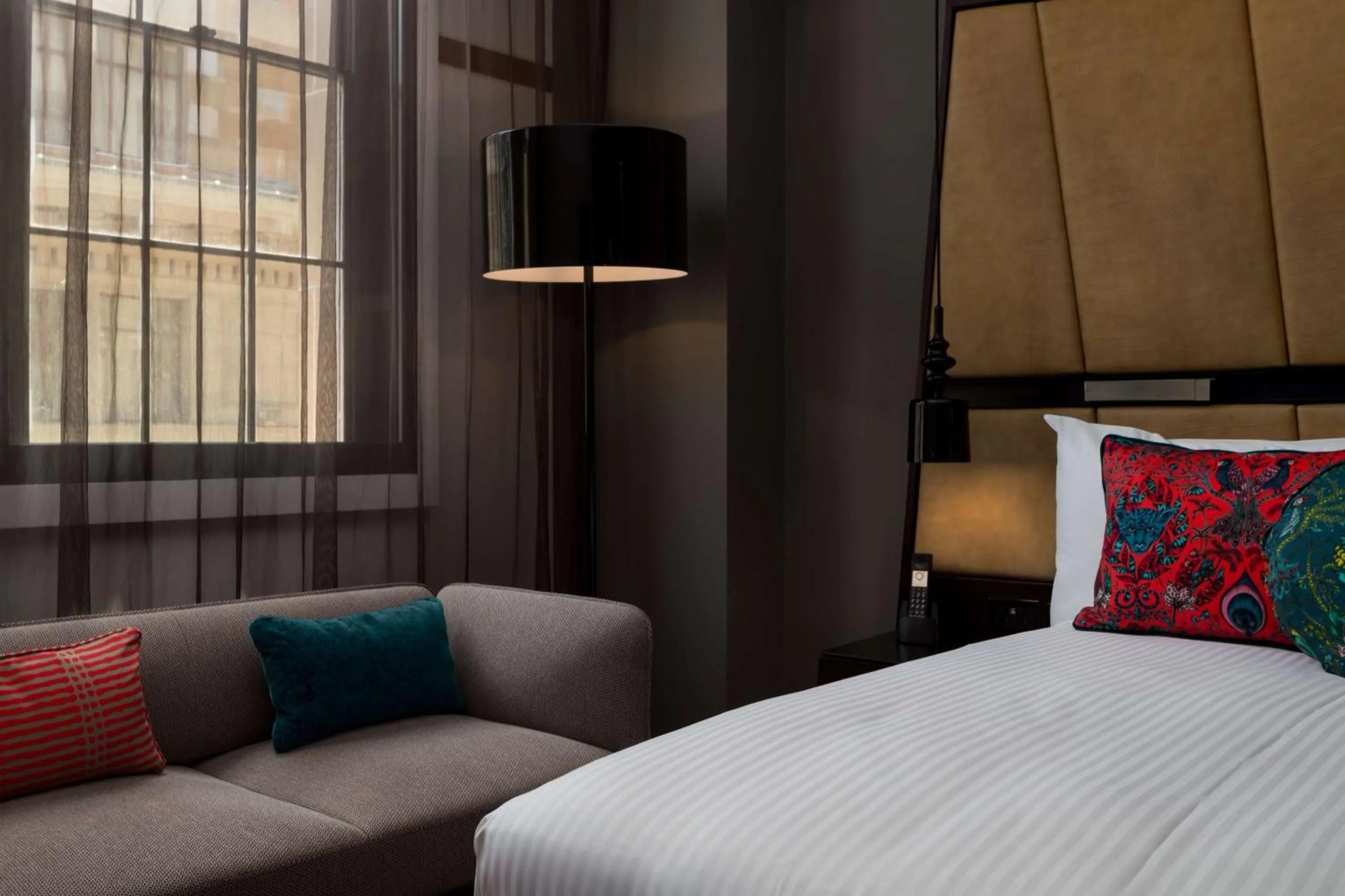 Photo of the whole room, Bed in QT Sydney