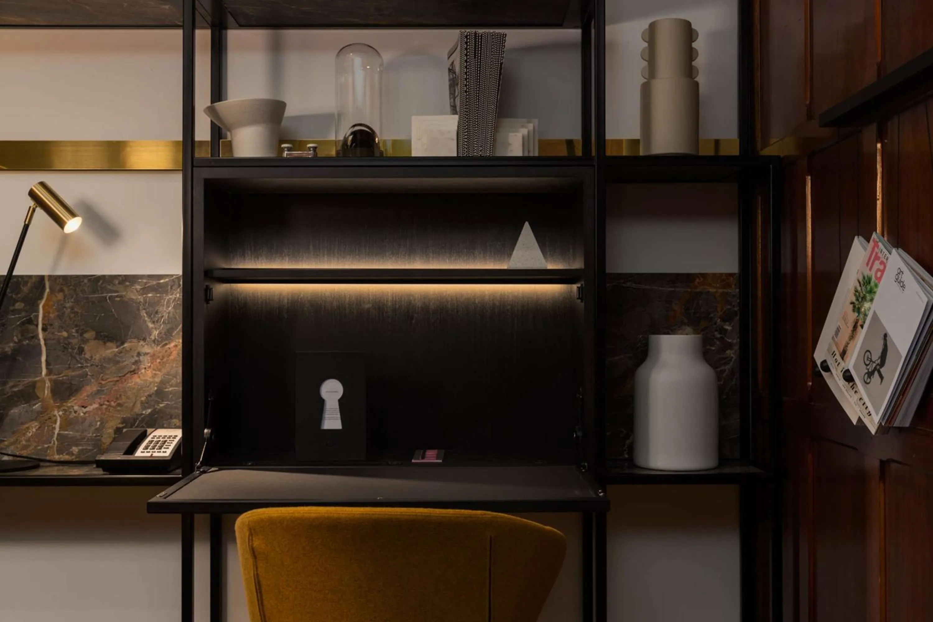 Photo of the whole room in QT Sydney