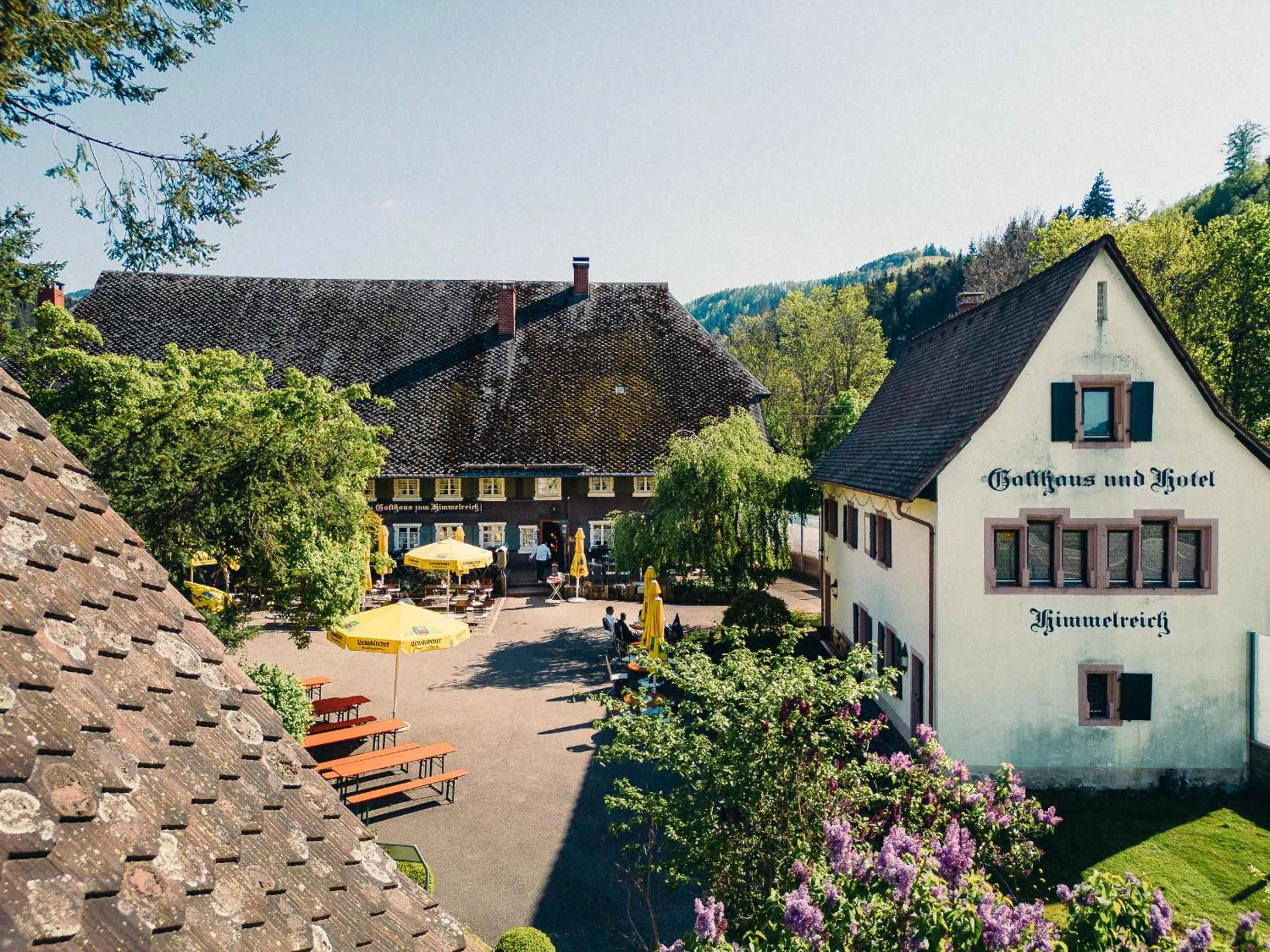 Property building in Hofgut Himmelreich