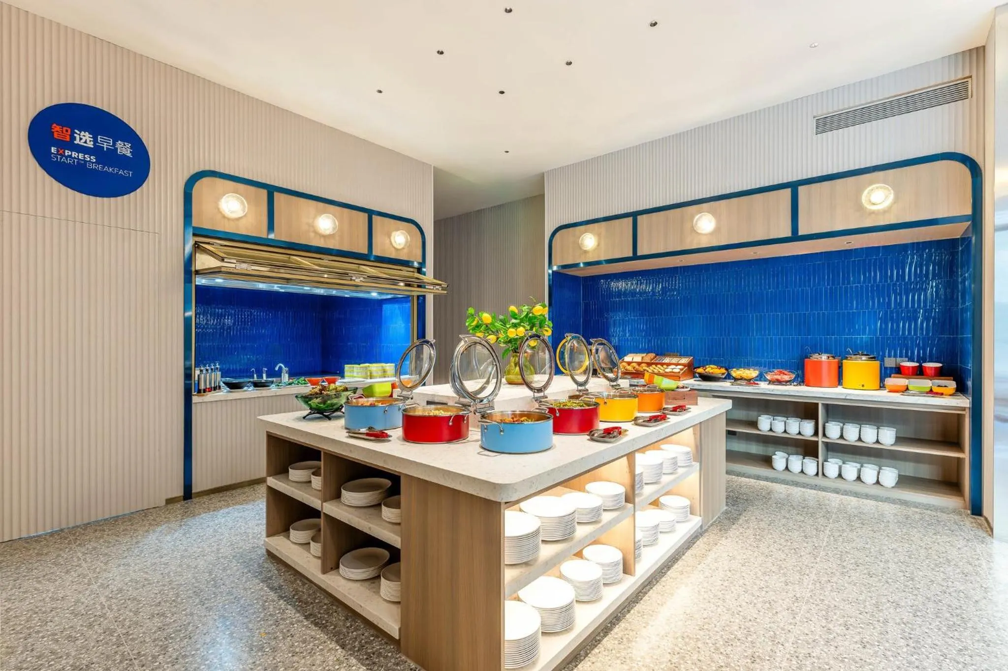 Breakfast in Holiday Inn Express Shanghai Changyang Road by IHG