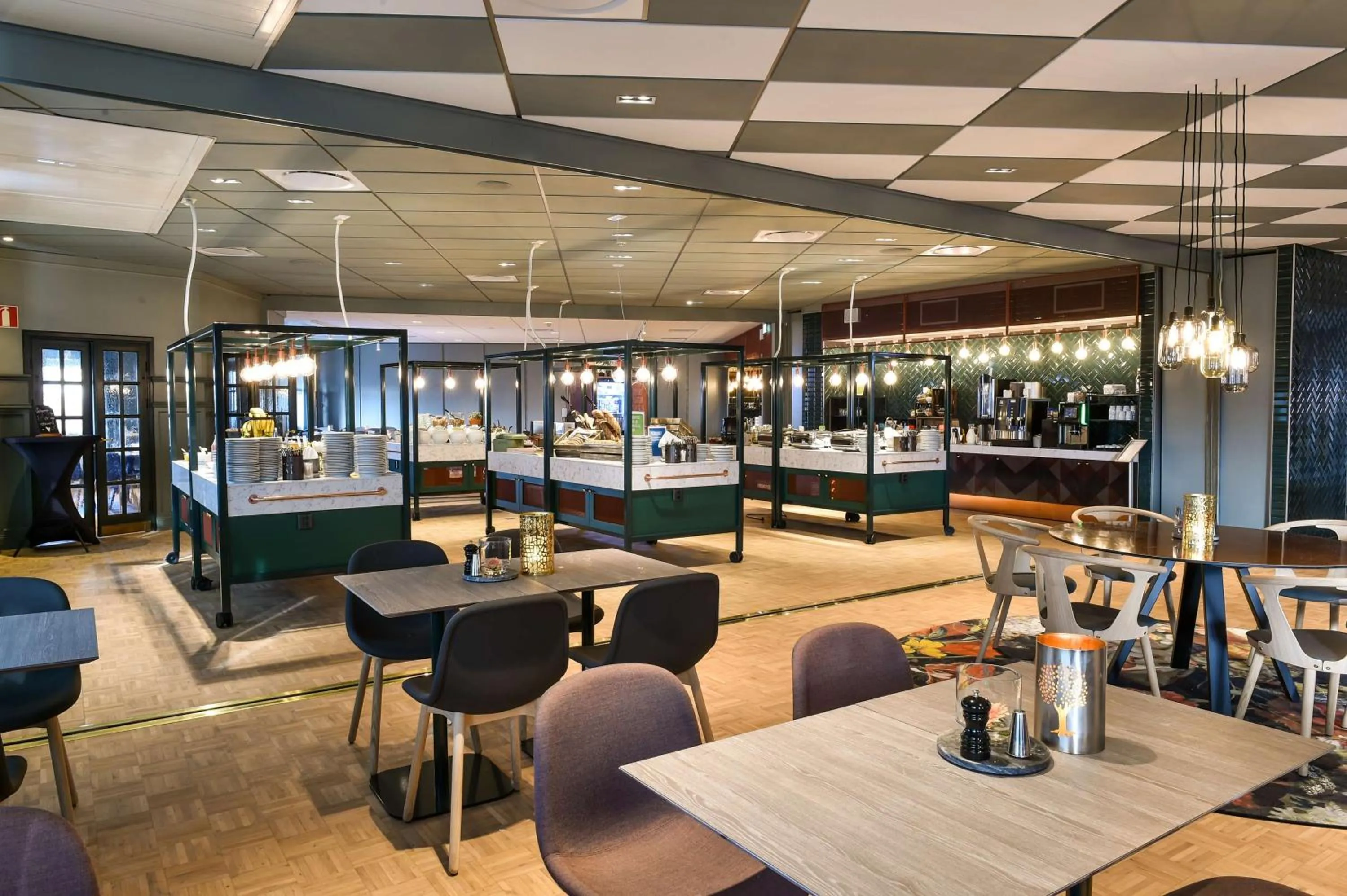 Restaurant/places to eat in Scandic Star Lund