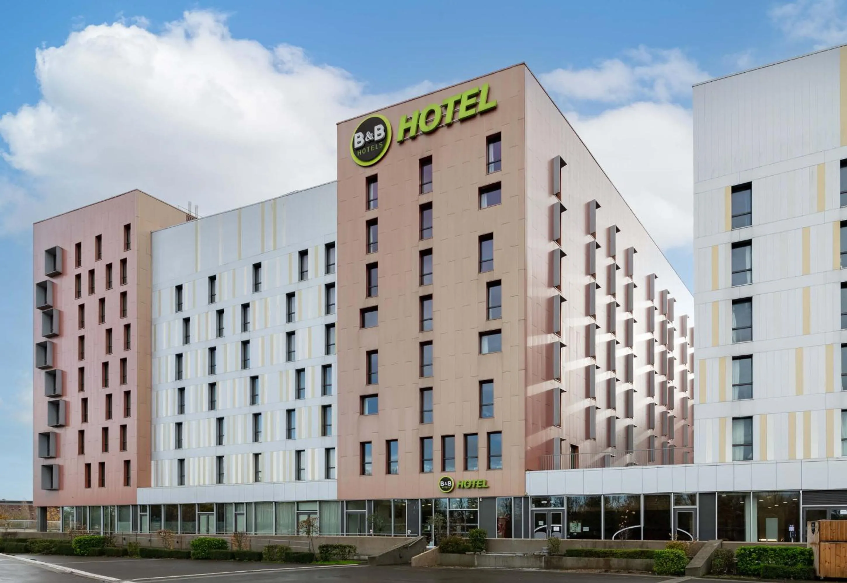 Property building in B&B HOTEL Lille Grand Stade