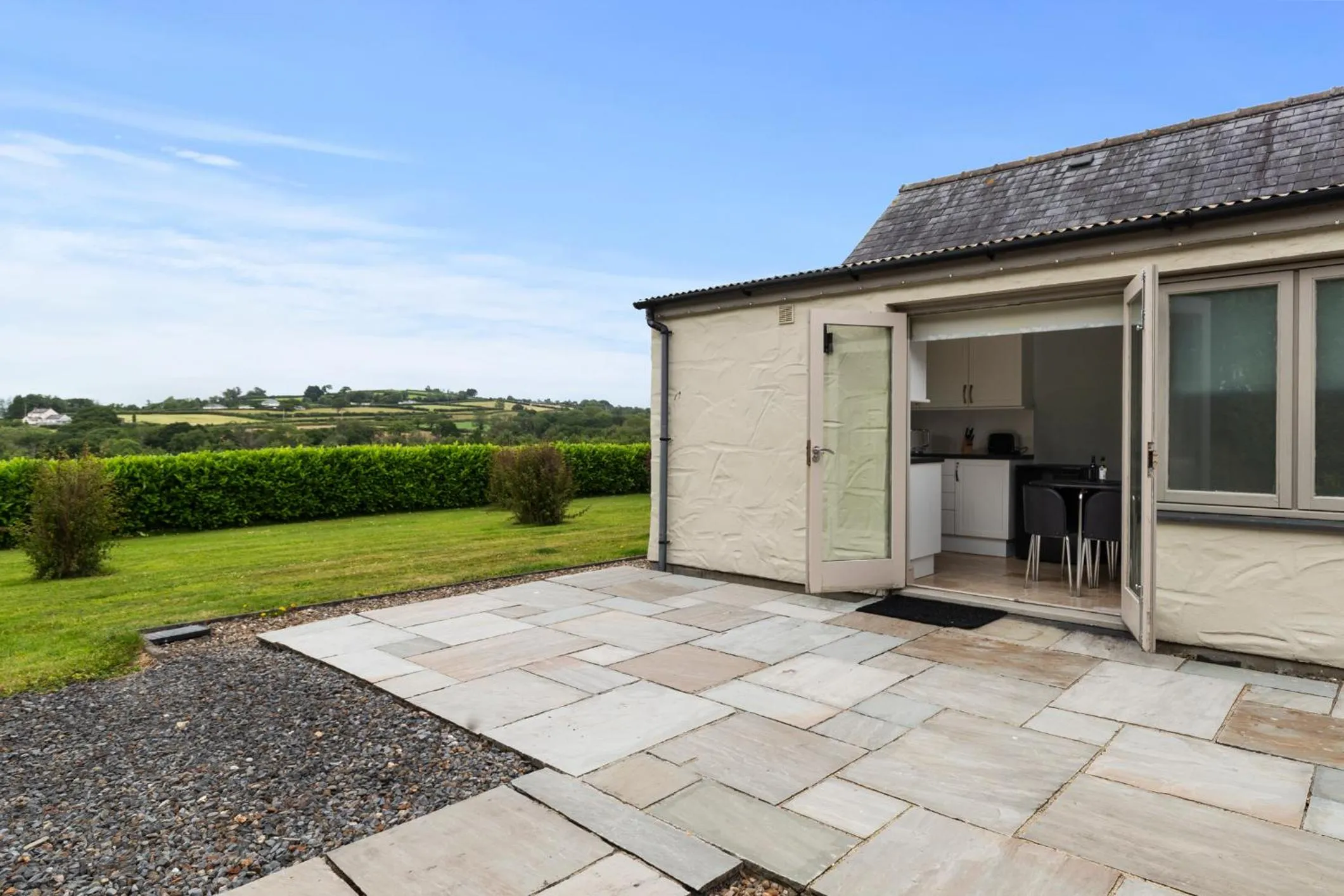 Patio in Canaston Oaks