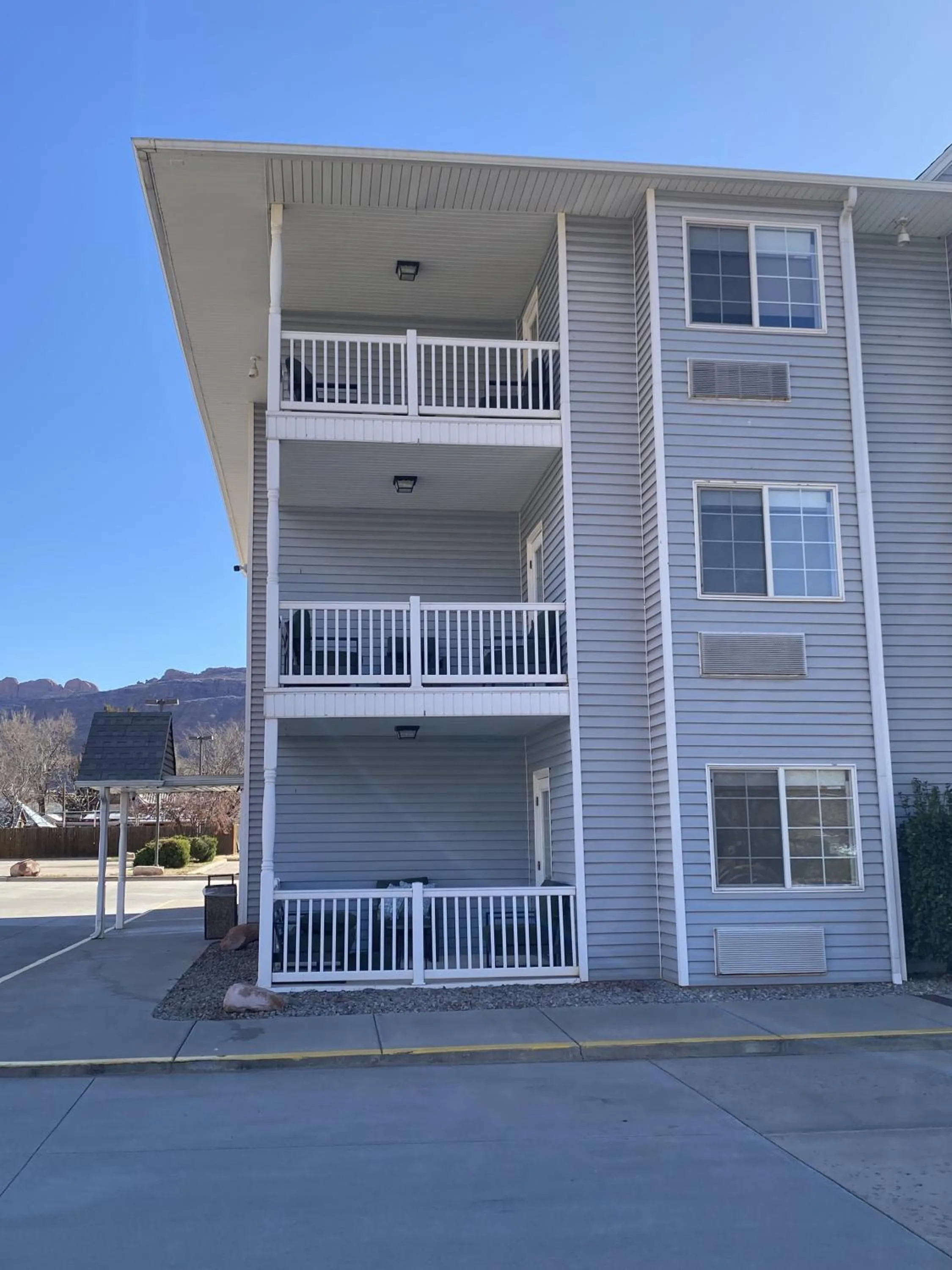 Balcony/Terrace in River Canyon Lodge