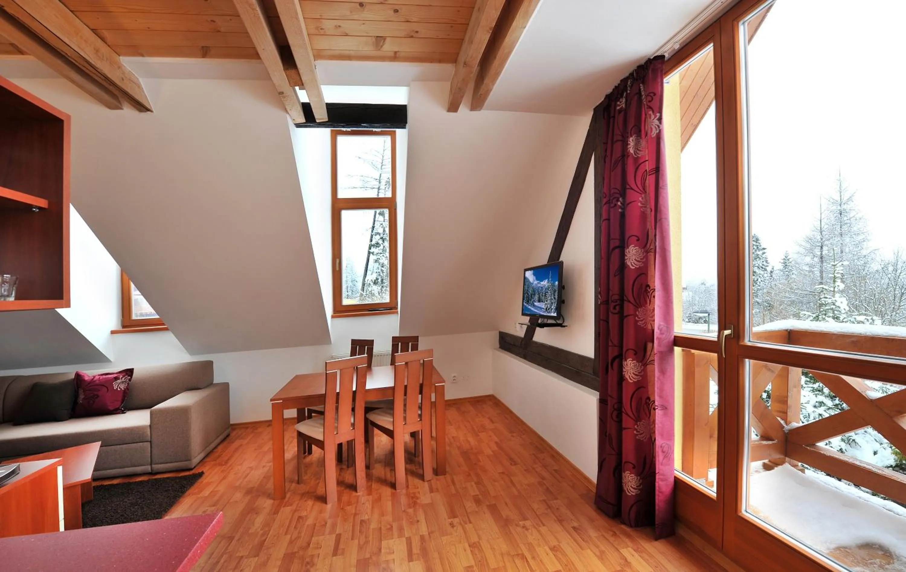 Photo of the whole room in APLEND Vila Magnolia