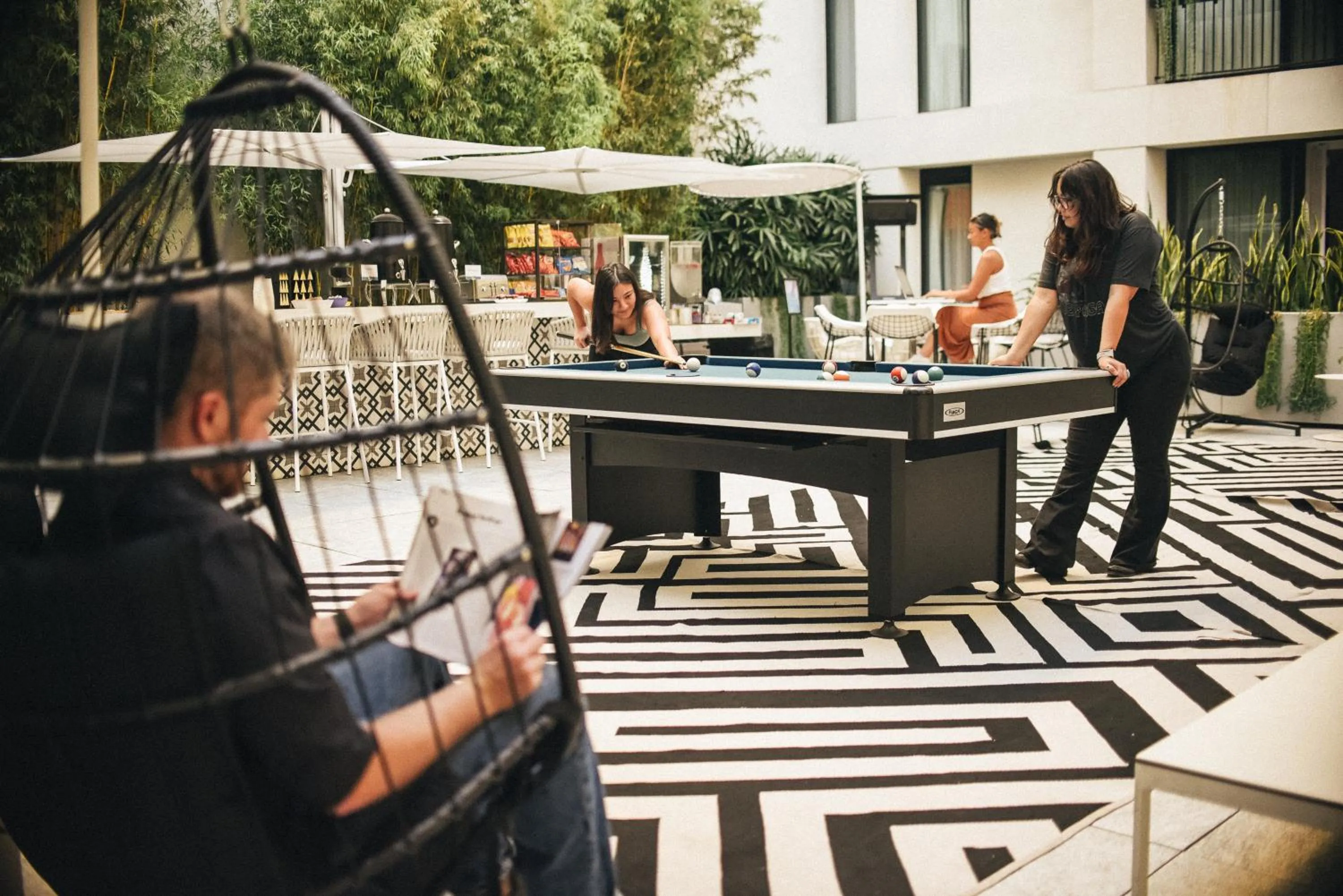 Restaurant/places to eat in The Godfrey Hotel Hollywood