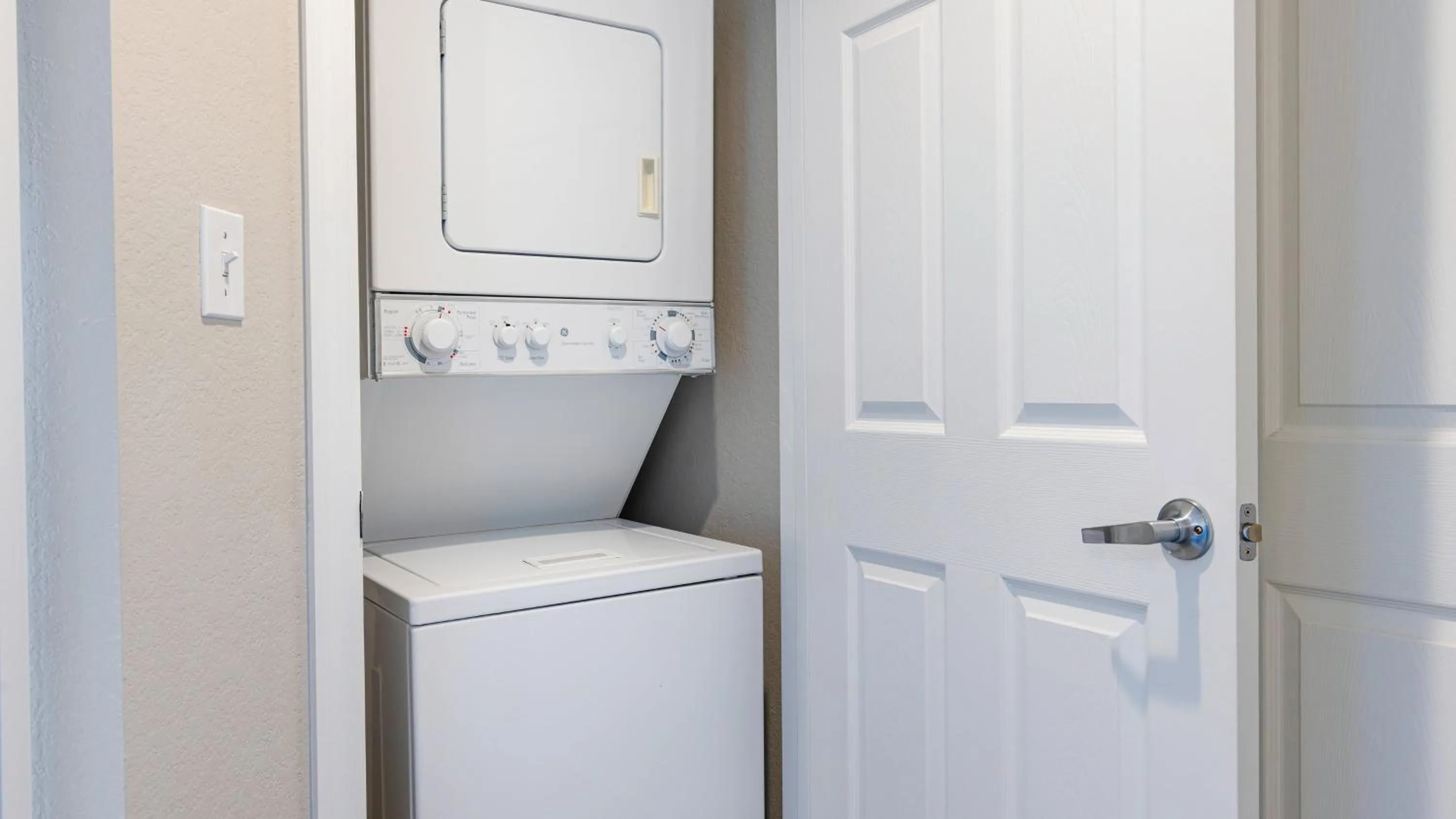 Photo of the whole room in Holiday Inn Club Vacations At Orange Lake Resort