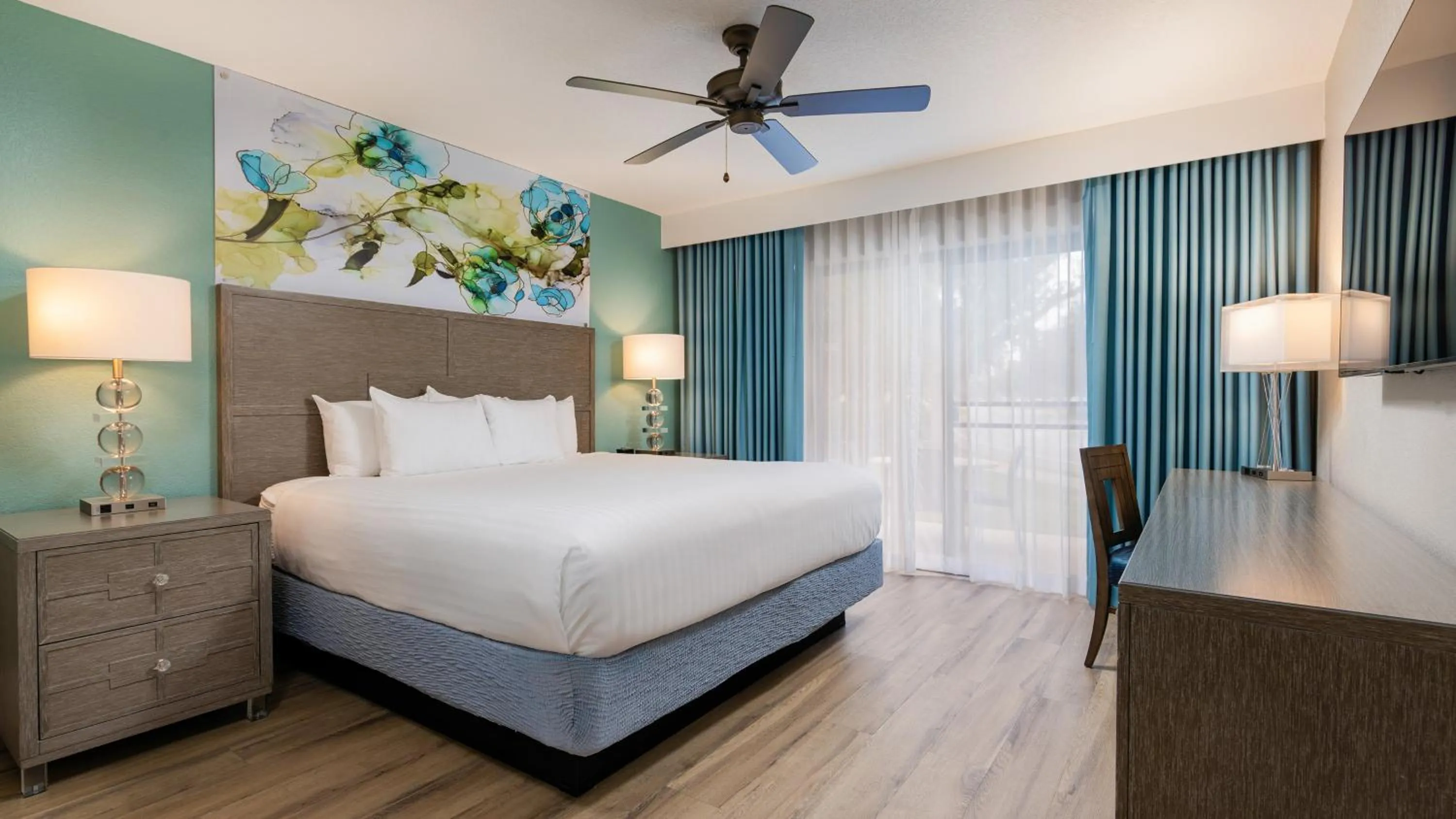 Photo of the whole room, Bed in Holiday Inn Club Vacations At Orange Lake Resort