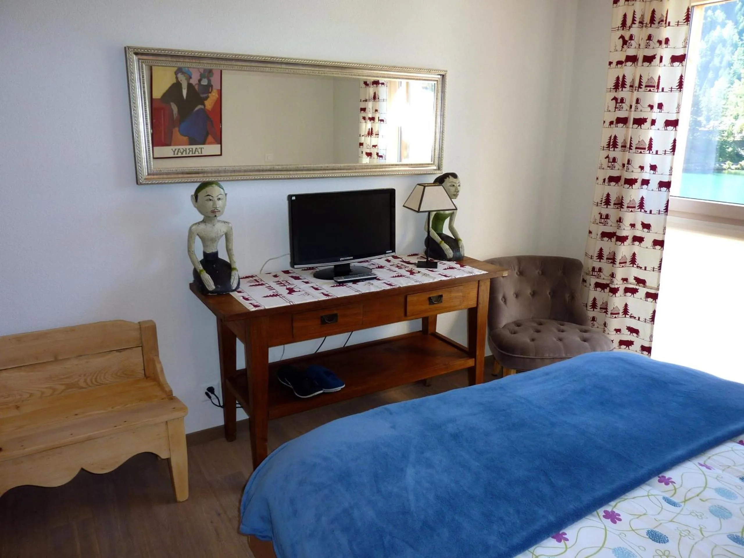 Day, Bed in Hotel Mont.Lac