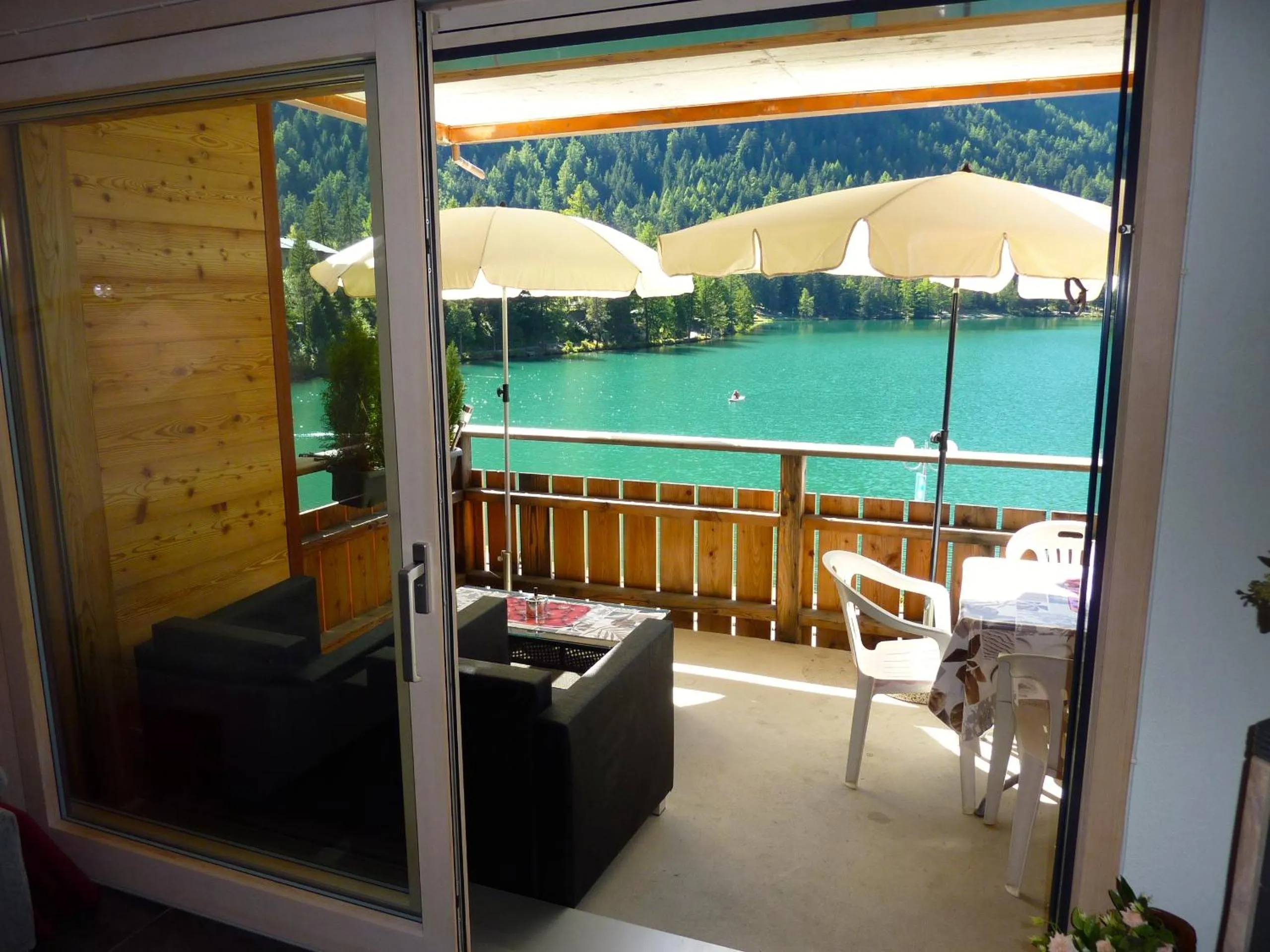 Day in Hotel Mont.Lac