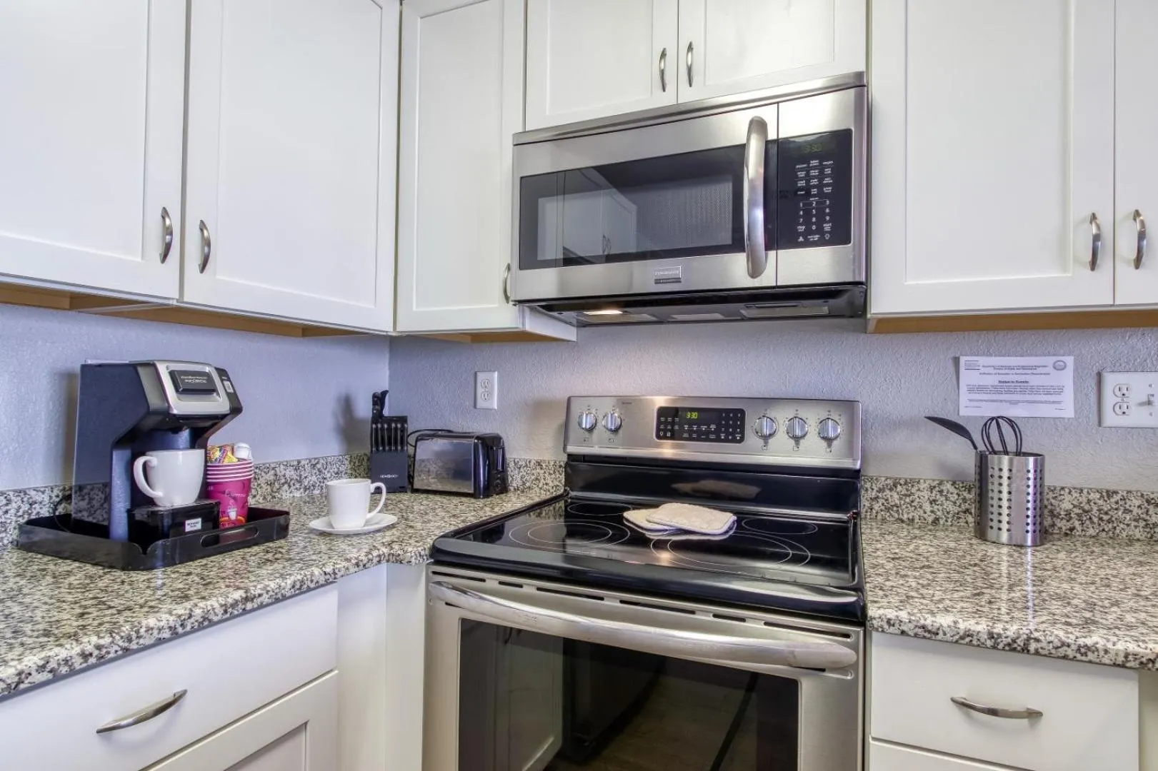 Kitchen/Kitchenette in The New Hotel Collection Beachfront