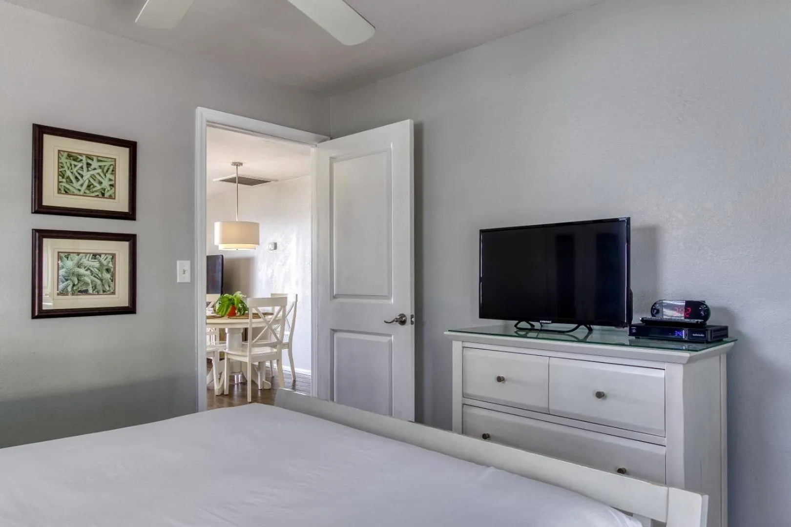 TV/Entertainment Center in The New Hotel Collection Beachfront