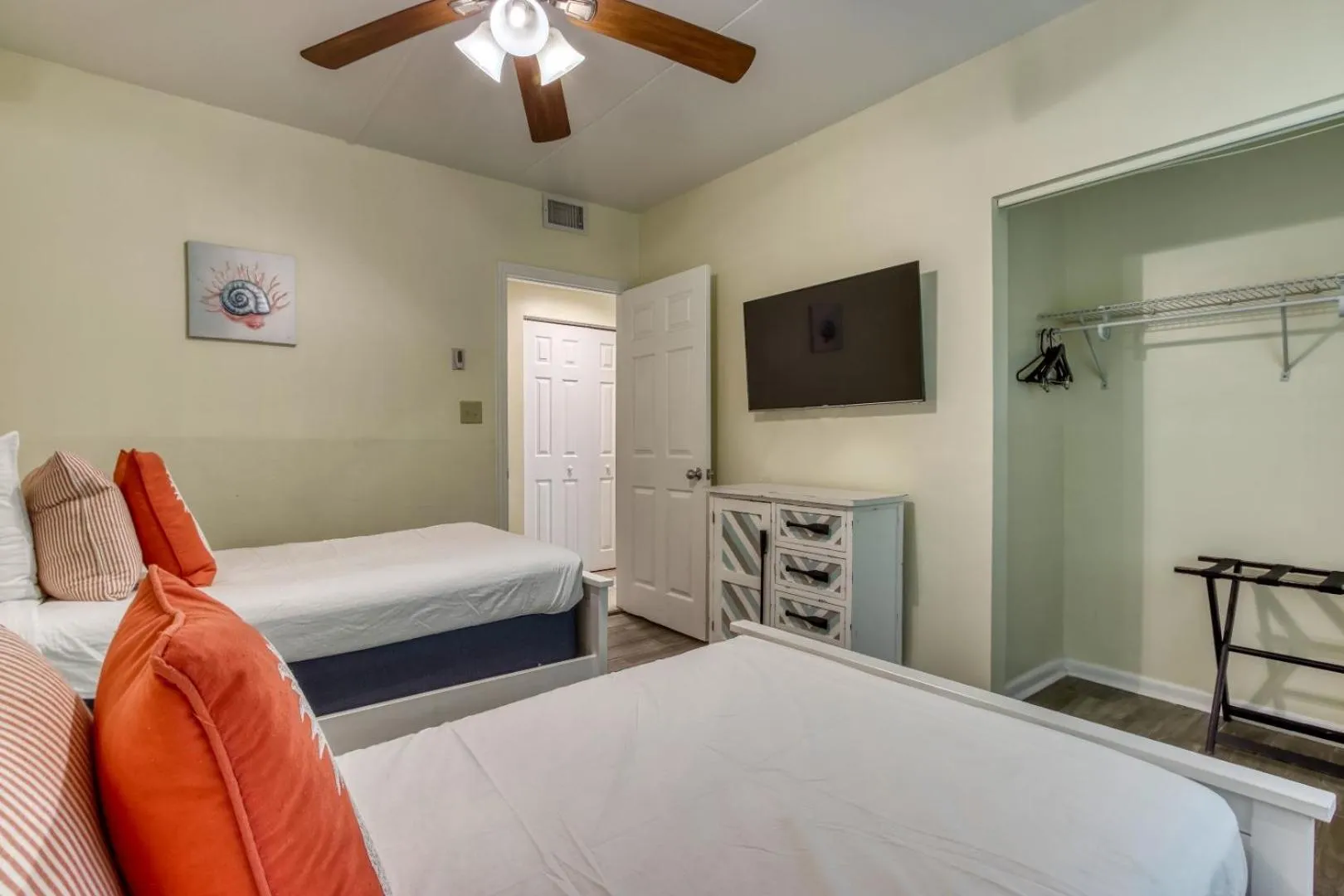 The New Hotel Collection Beachfront