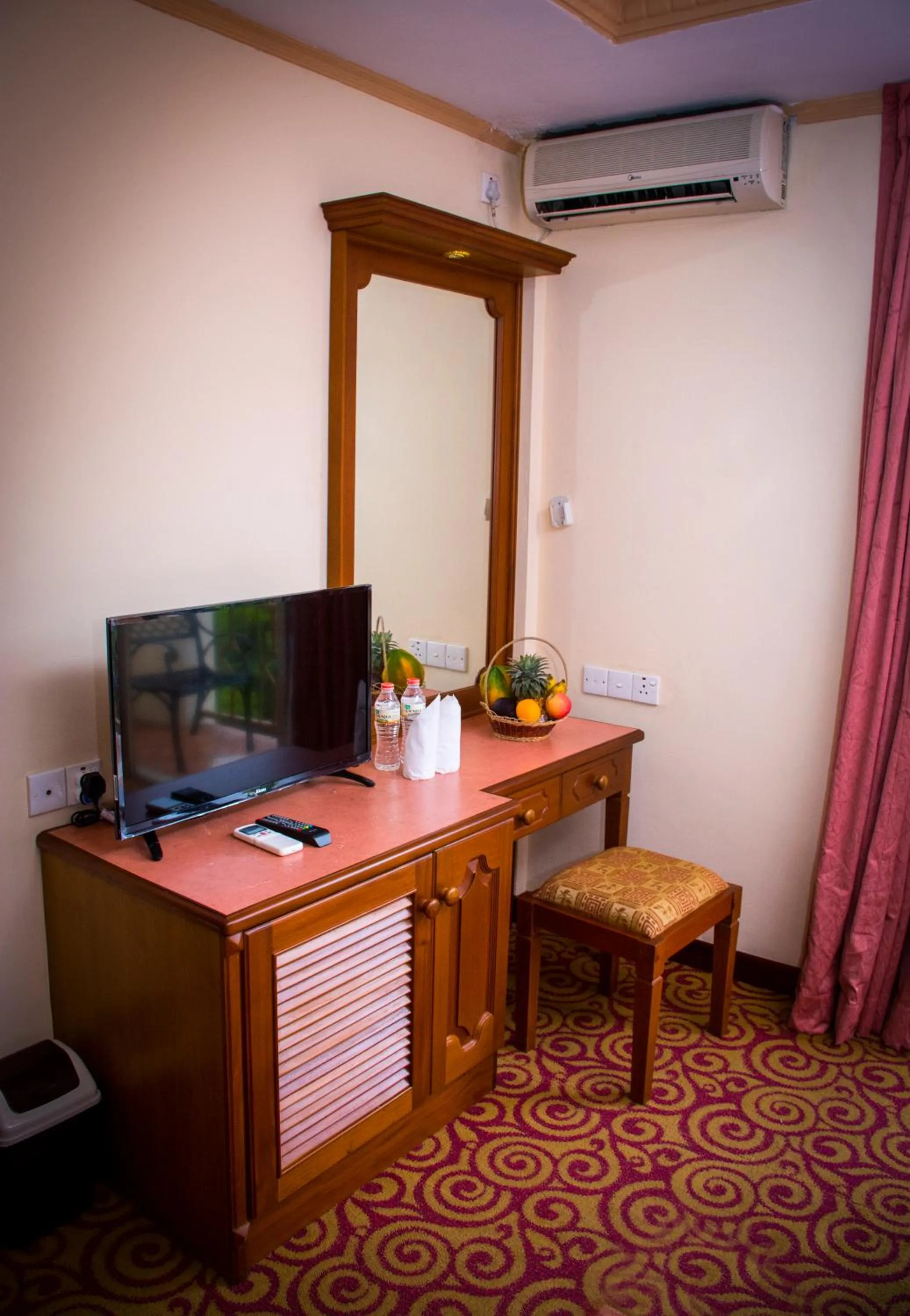 Decorative detail in Hotel Lakefield