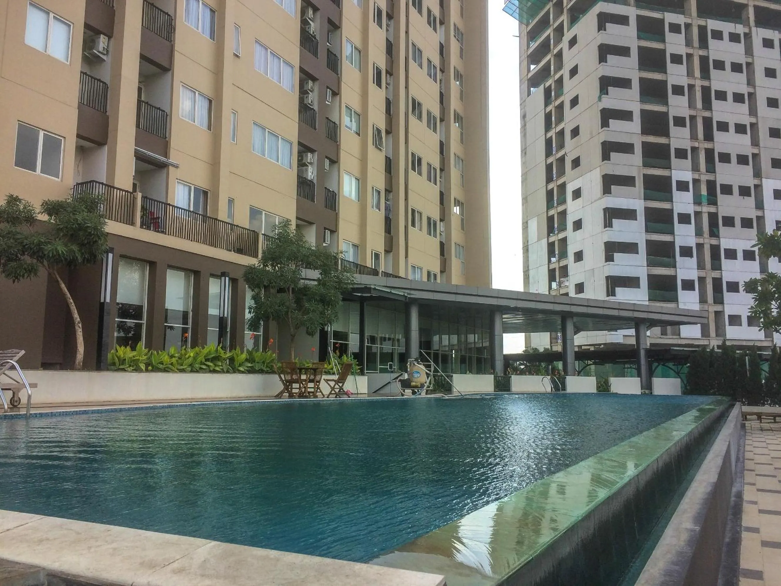 Strategic Studio The Oasis Cikarang near Omni Hospital By Travelio